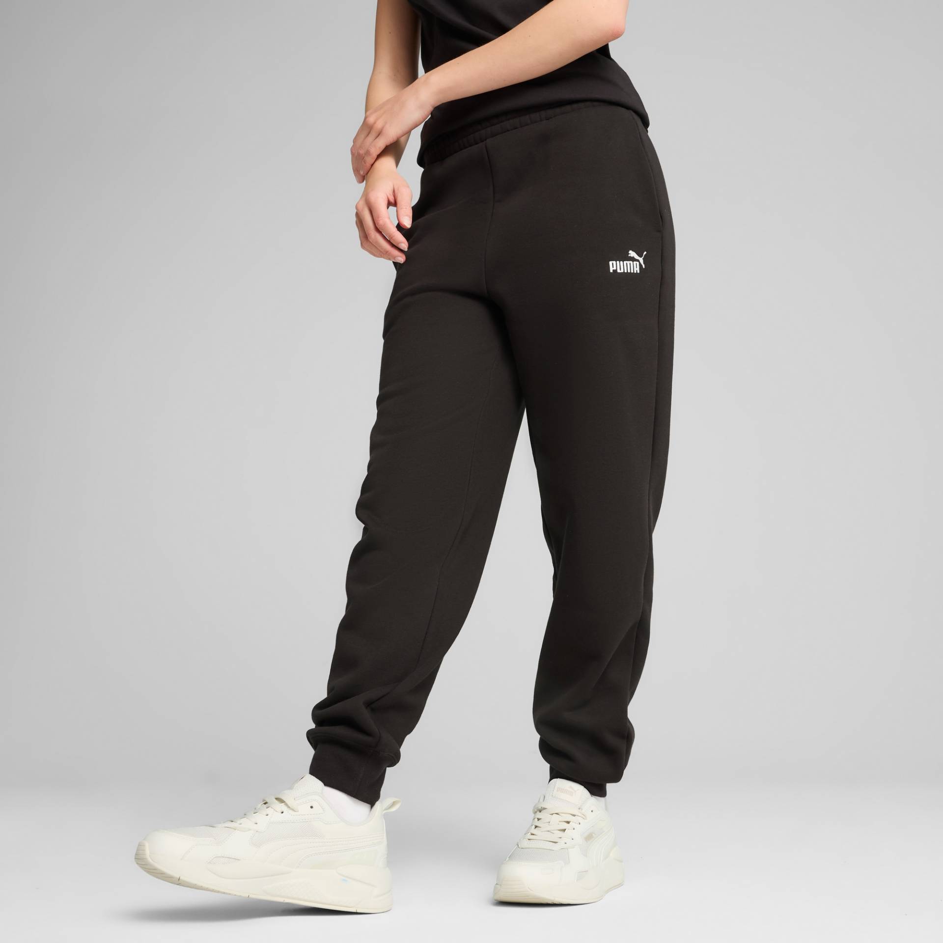 PUMA Trainingshose »ESS SMALL NO. 1 LOGO COMFORT HIGH-WAIST SWEATPANTS FL CL« PUMA Trainingshose »ESS SMALL NO. 1 LOGO COMFORT HIGH-WAIST SWEATPANTS FL CL« von Puma