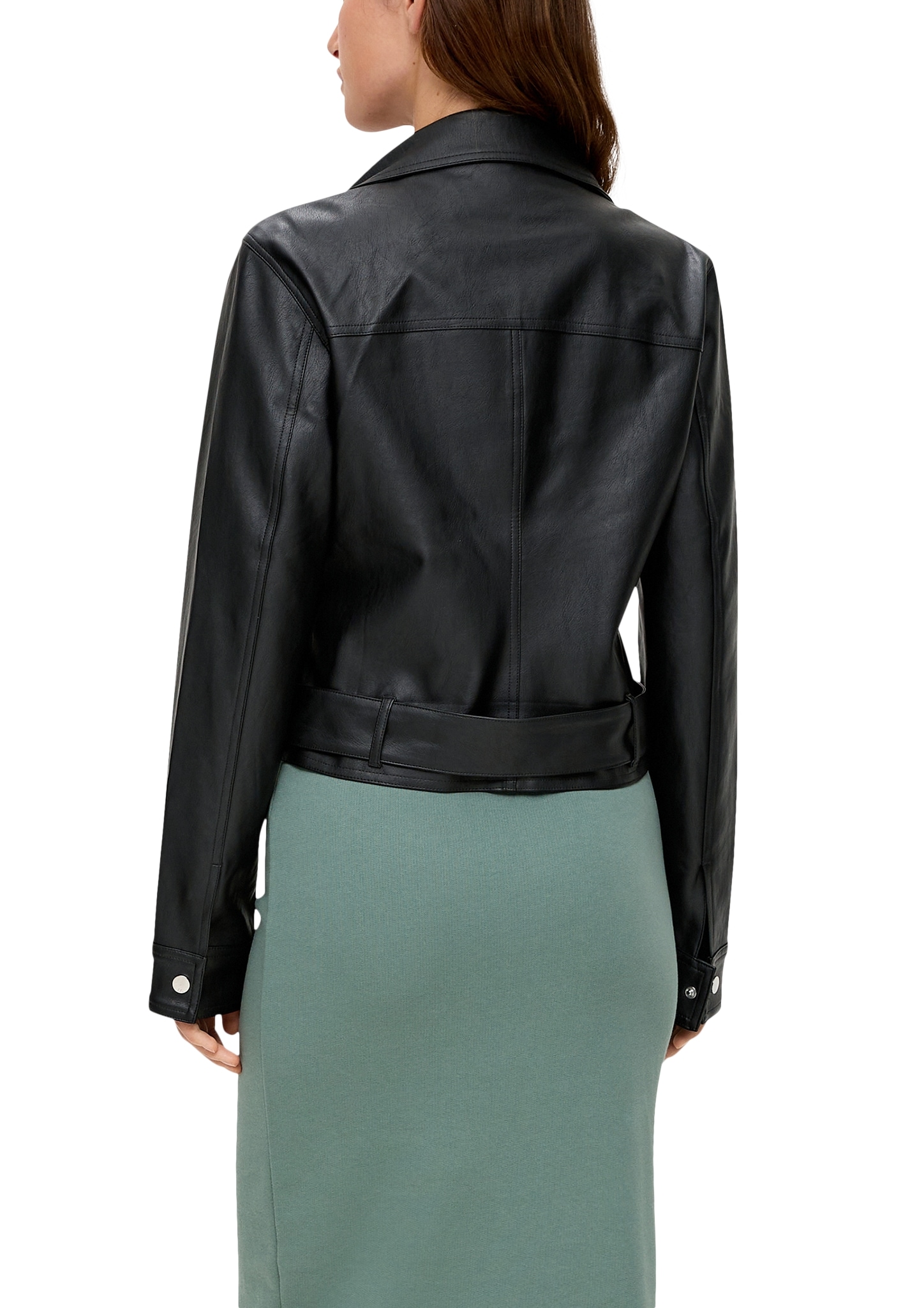 QS Lederimitatjacke, mit einer Ziertasche vorne QS Lederimitatjacke, mit einer Ziertasche vorne von QS