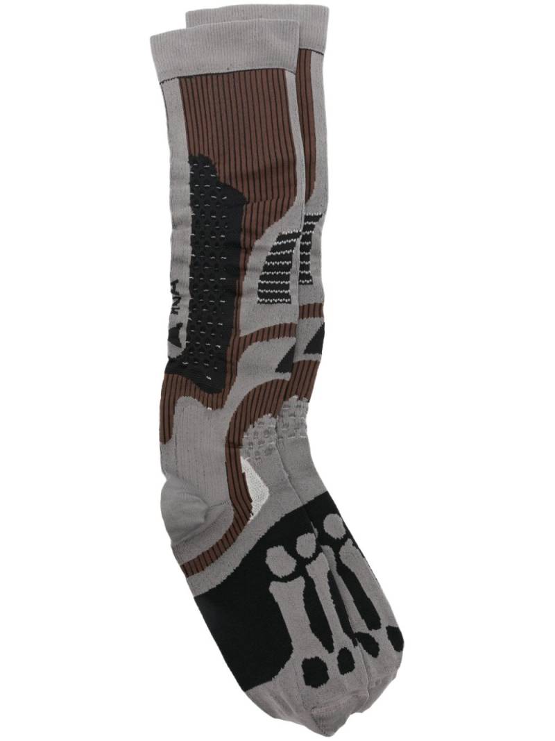 ROA Bones long socks - Brown von ROA