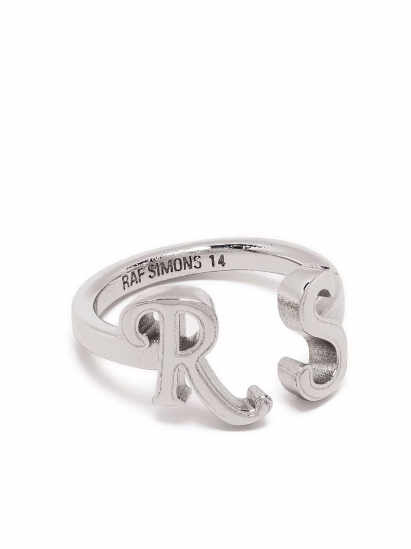 Raf Simons RS brass ring - Silver von Raf Simons