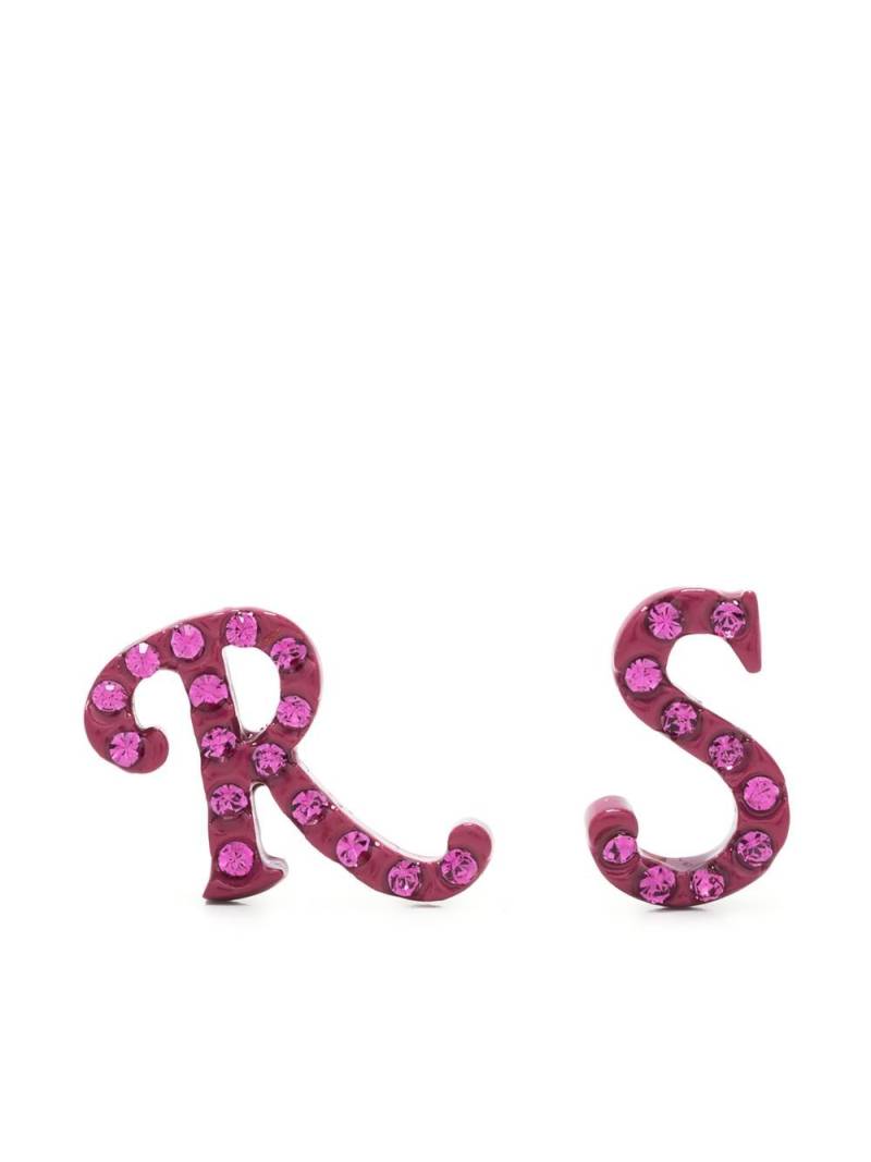 Raf Simons logo-lettering stud earrings - Pink von Raf Simons