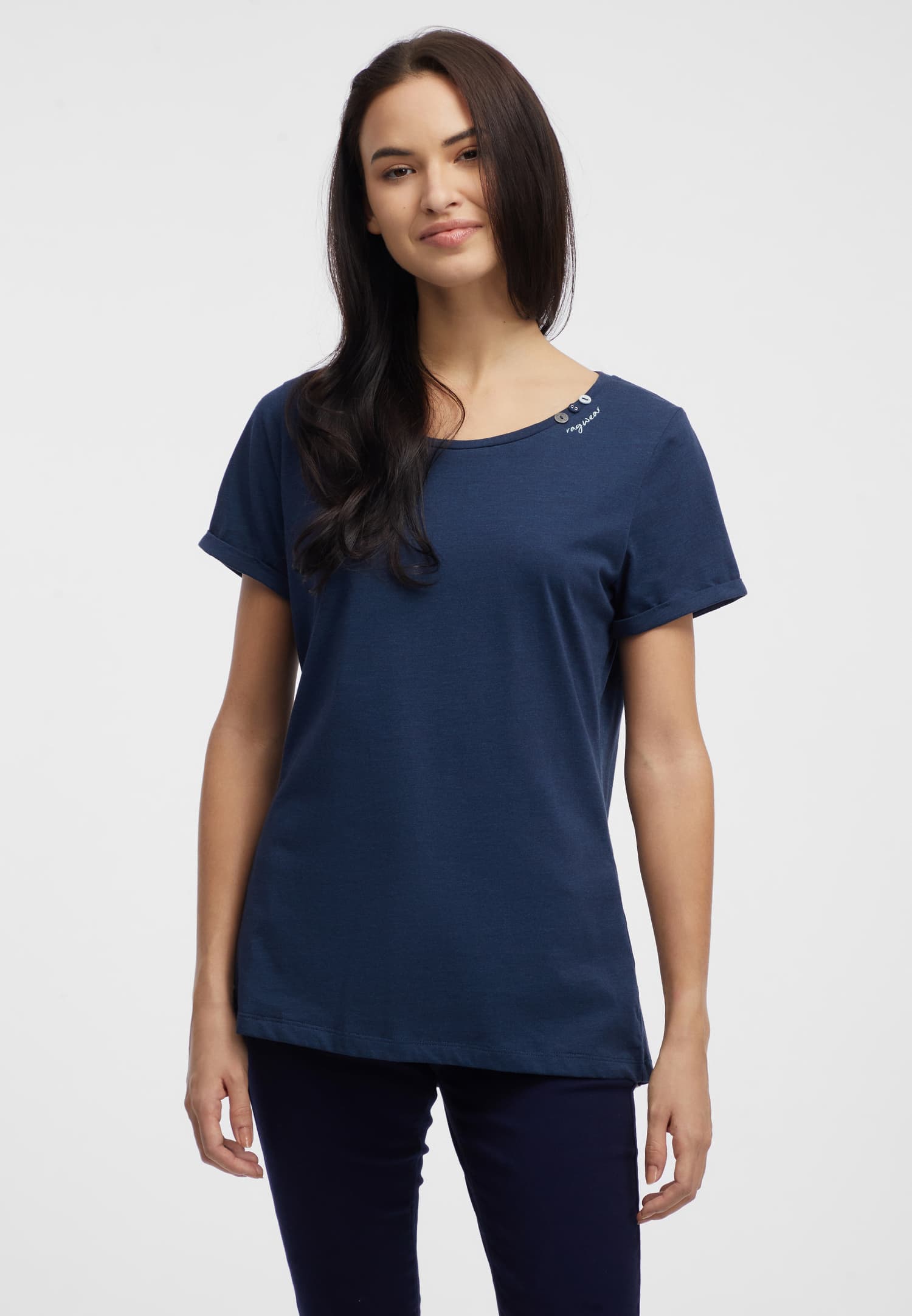 Ragwear Kurzarmshirt »FLLORAH COMFY GOTS«, Basic Shirt mit Zierknöpfen und Logostickerei von Ragwear