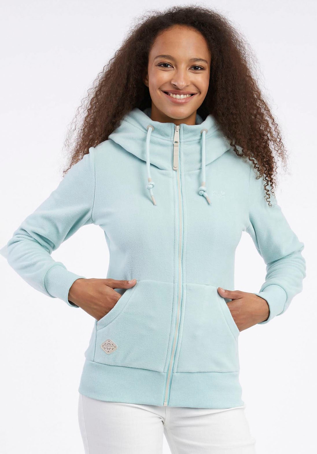 Ragwear Sweatjacke »NESKA FLEECE ZIP«, mit Kapuze und Kordelzug, praktische Eingrifftaschen von Ragwear