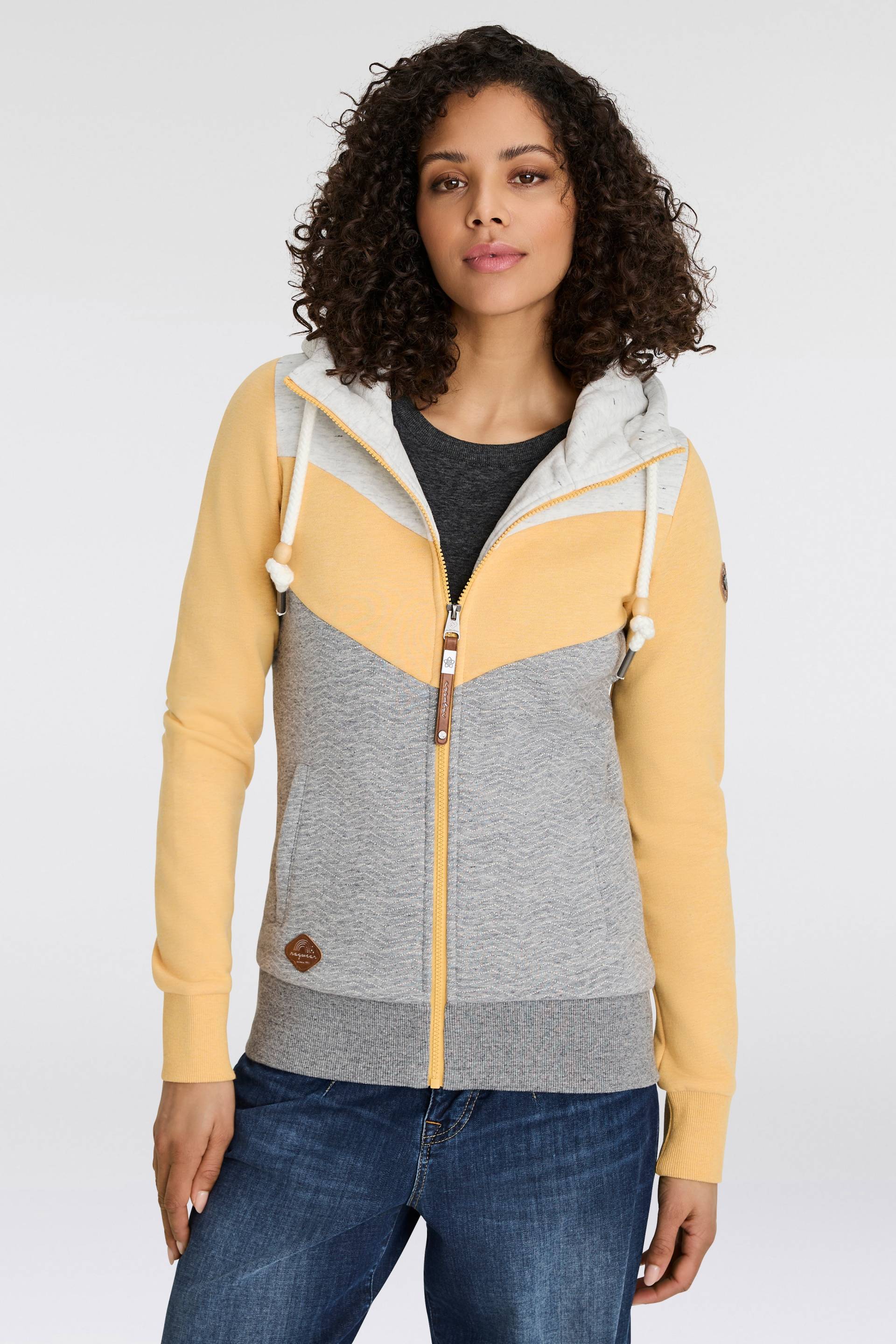 Ragwear Sweatjacke »TREGA ZIP O«, im Colorblocking-Design Ragwear Sweatjacke »TREGA ZIP O«, im Colorblocking-Design von Ragwear