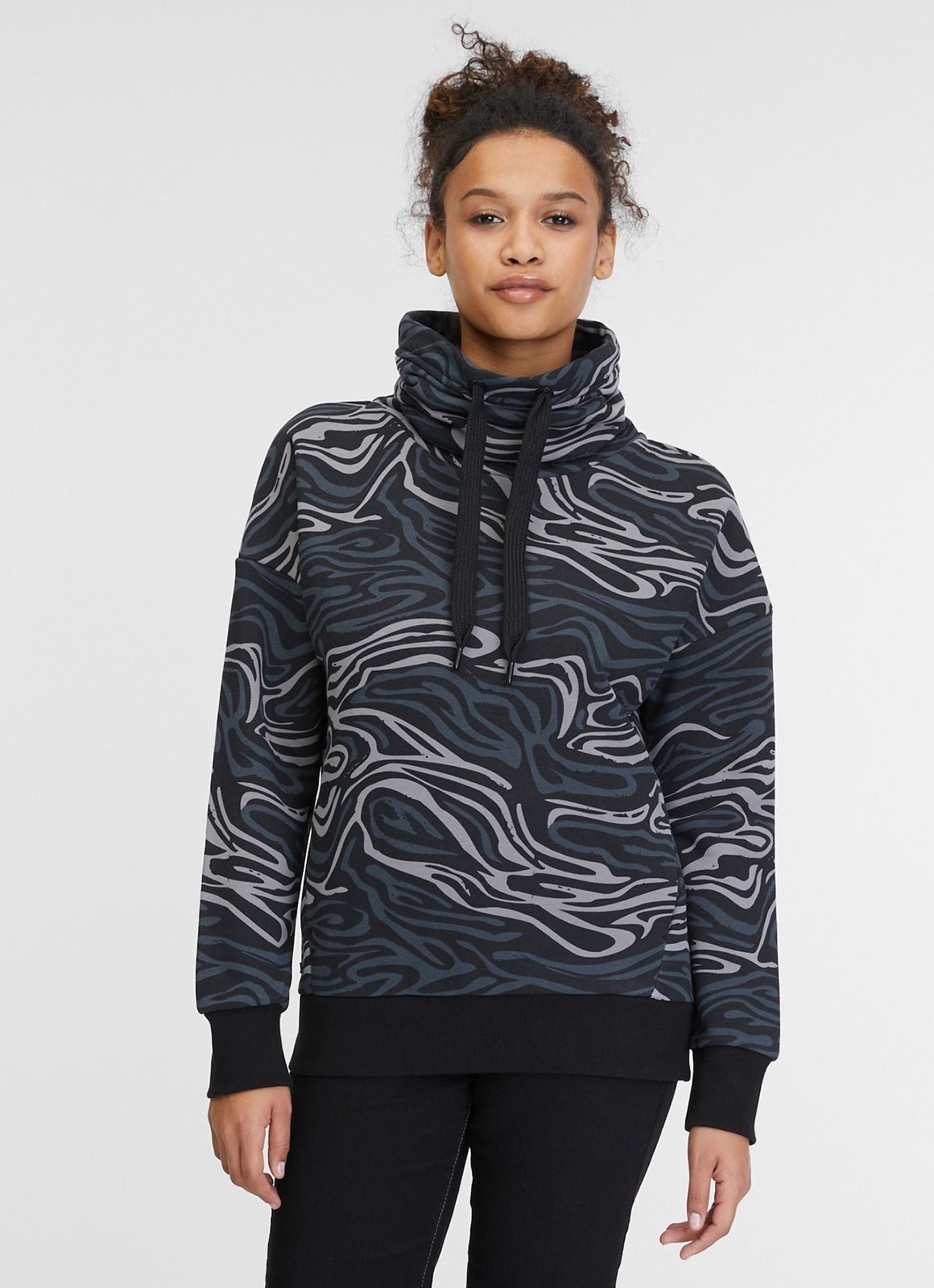Ragwear Sweatshirt »JULISSA PRINT«, mit Allover Muster Ragwear Sweatshirt »JULISSA PRINT«, mit Allover Muster von Ragwear
