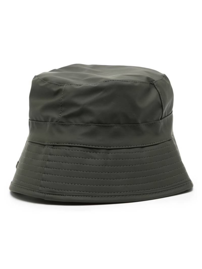 Rains waterproof logo-appliqué bucket hat - Green von Rains