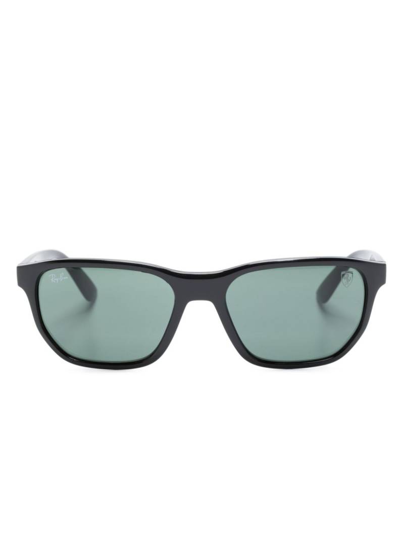 Ray-Ban x Ferrari Scuderia RB4404M square-frame sunglasses - Black von Ray-Ban