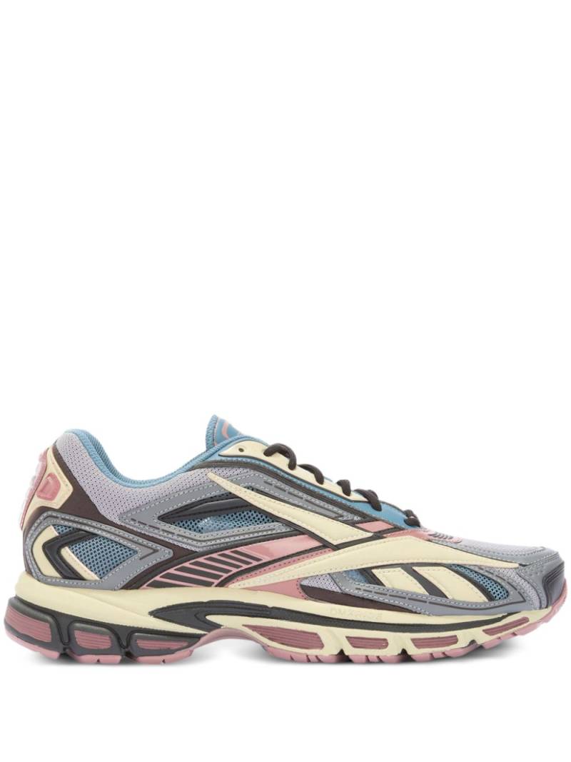 Reebok LTD Premier Road Ultra sneakers - Pink von Reebok LTD