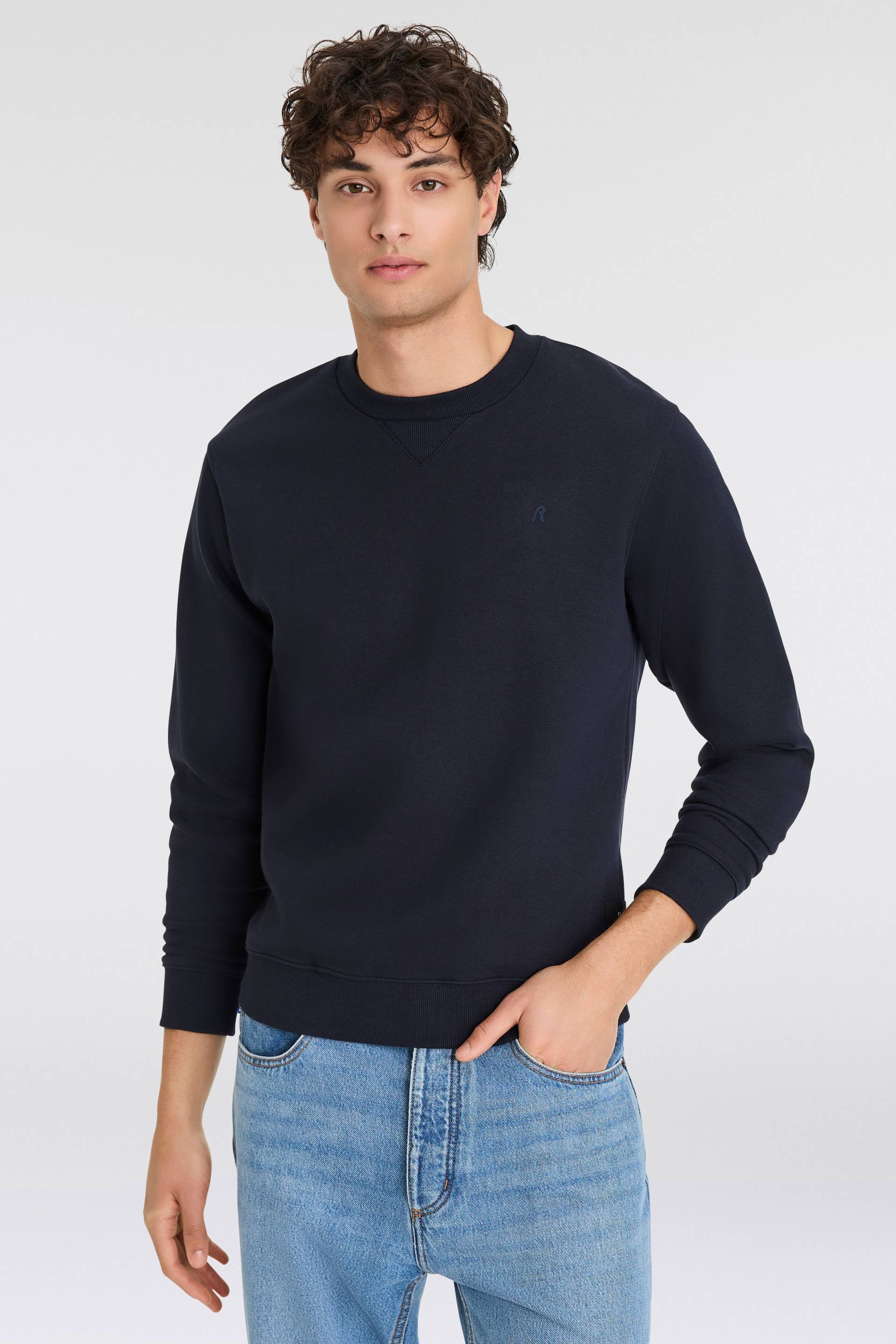 Replay Sweatshirt, mit V-Einsatz am Halsausschnitt Replay Sweatshirt, mit V-Einsatz am Halsausschnitt von Replay