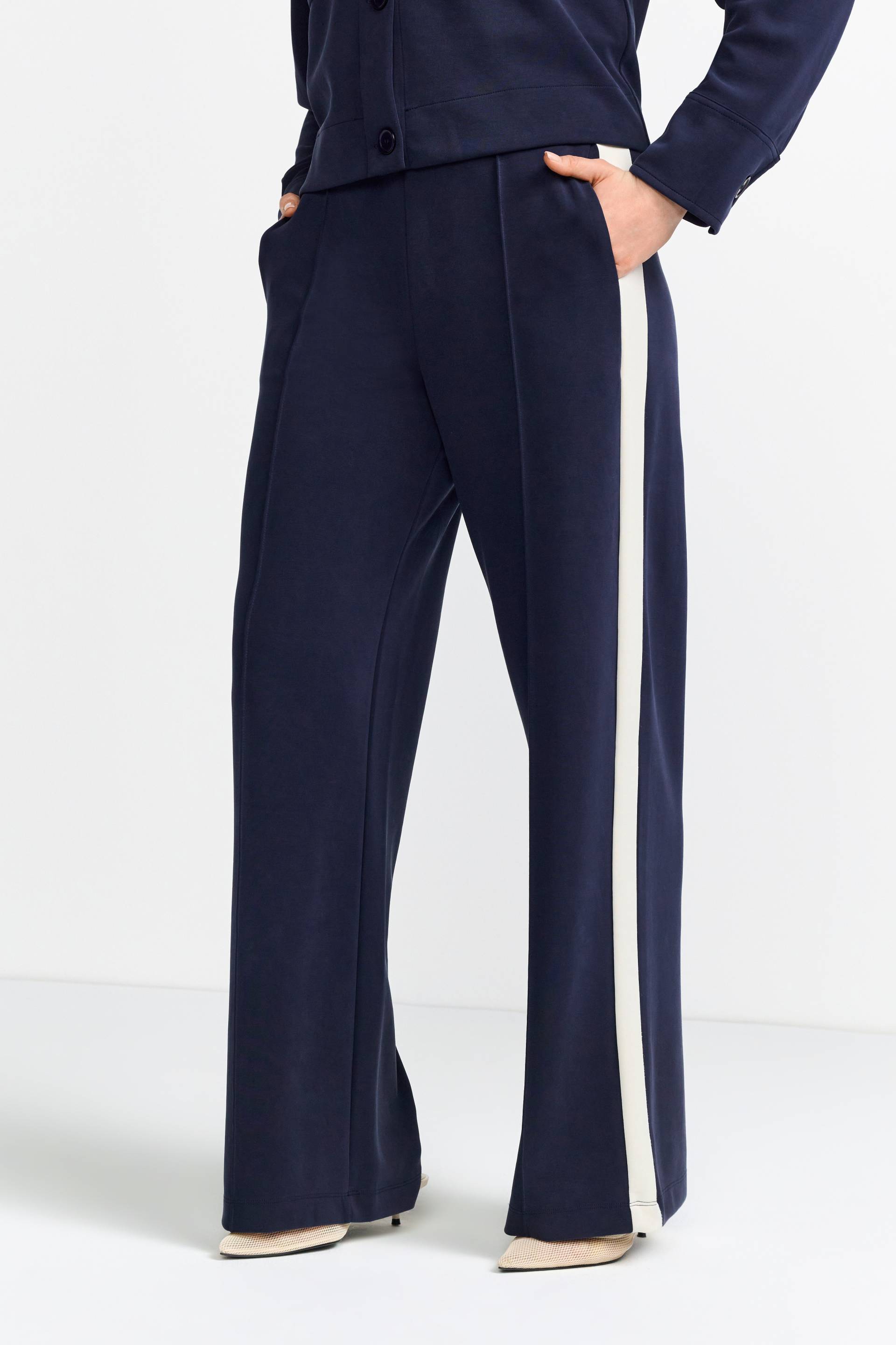 Rich & Royal Bügelfaltenhose, Mit elastischem Bund Rich & Royal Bügelfaltenhose, Mit elastischem Bund von Rich & Royal