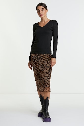 Rich & Royal Langarmshirt, mit femininen V-Neck Rich & Royal Langarmshirt, mit femininen V-Neck von Rich & Royal