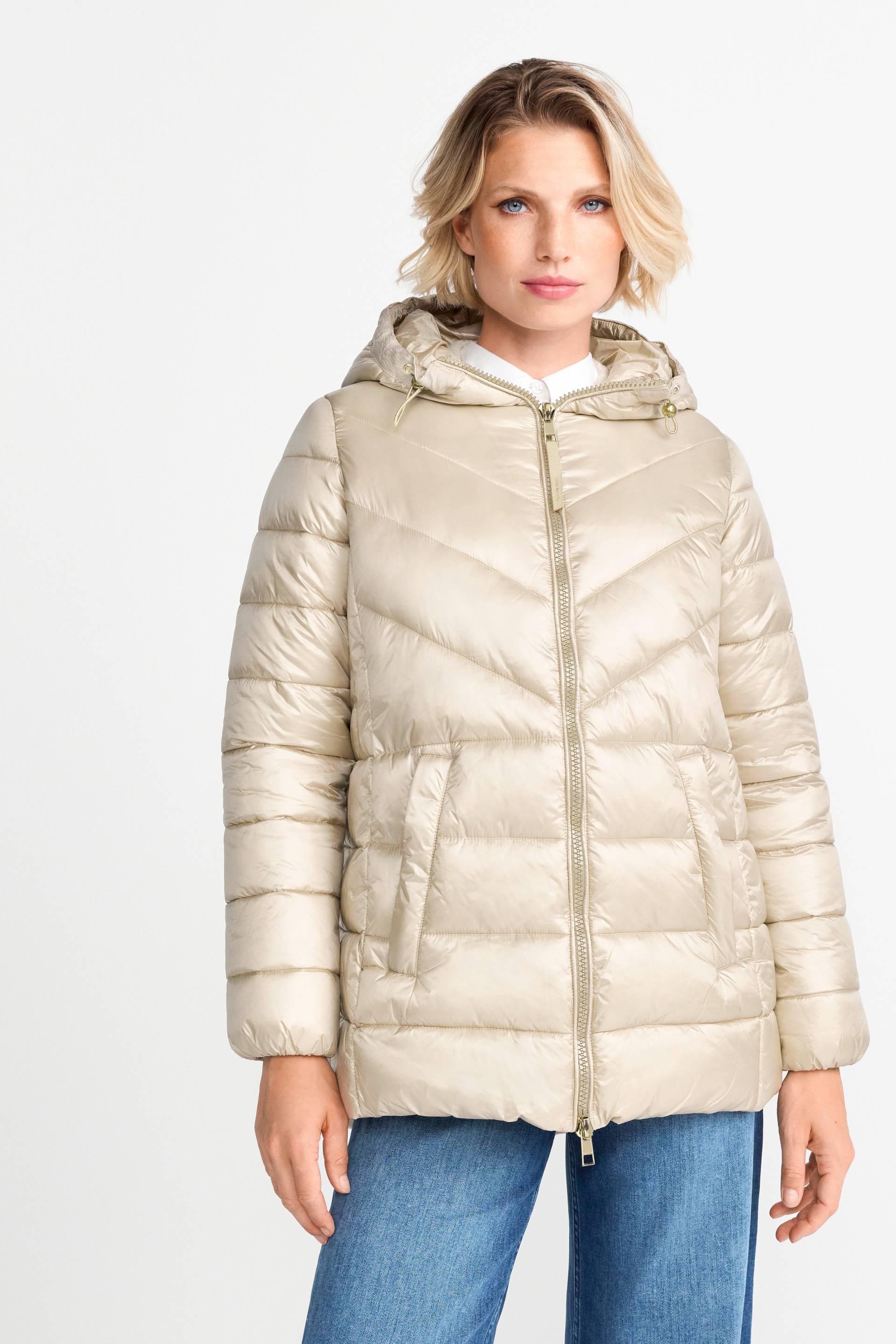 Rich & Royal Steppjacke, mit Kapuze, mit 2-Wege-Reissverschluss Rich & Royal Steppjacke, mit Kapuze, mit 2-Wege-Reissverschluss von Rich & Royal