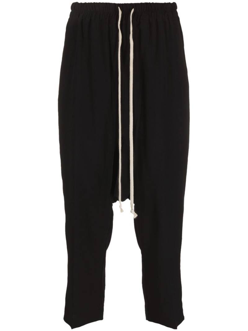 Rick Owens drop-crotch drawstring cropped trousers - Black von Rick Owens