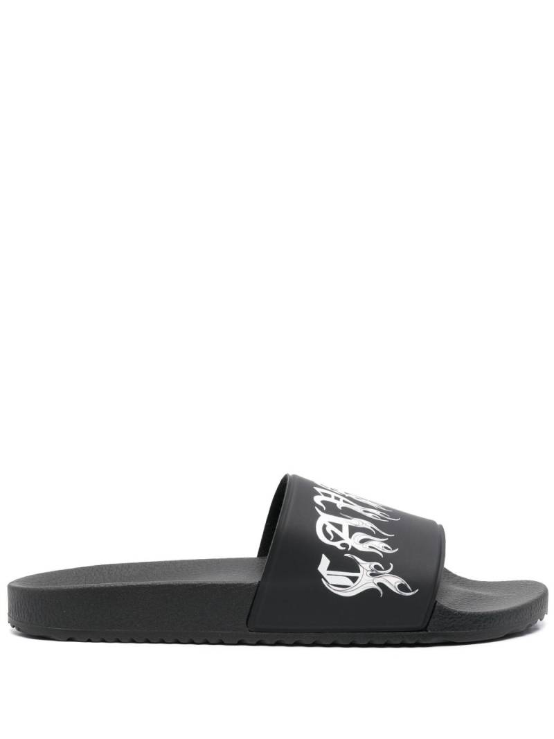 Roberto Cavalli gothic logo-print slides - Black von Roberto Cavalli