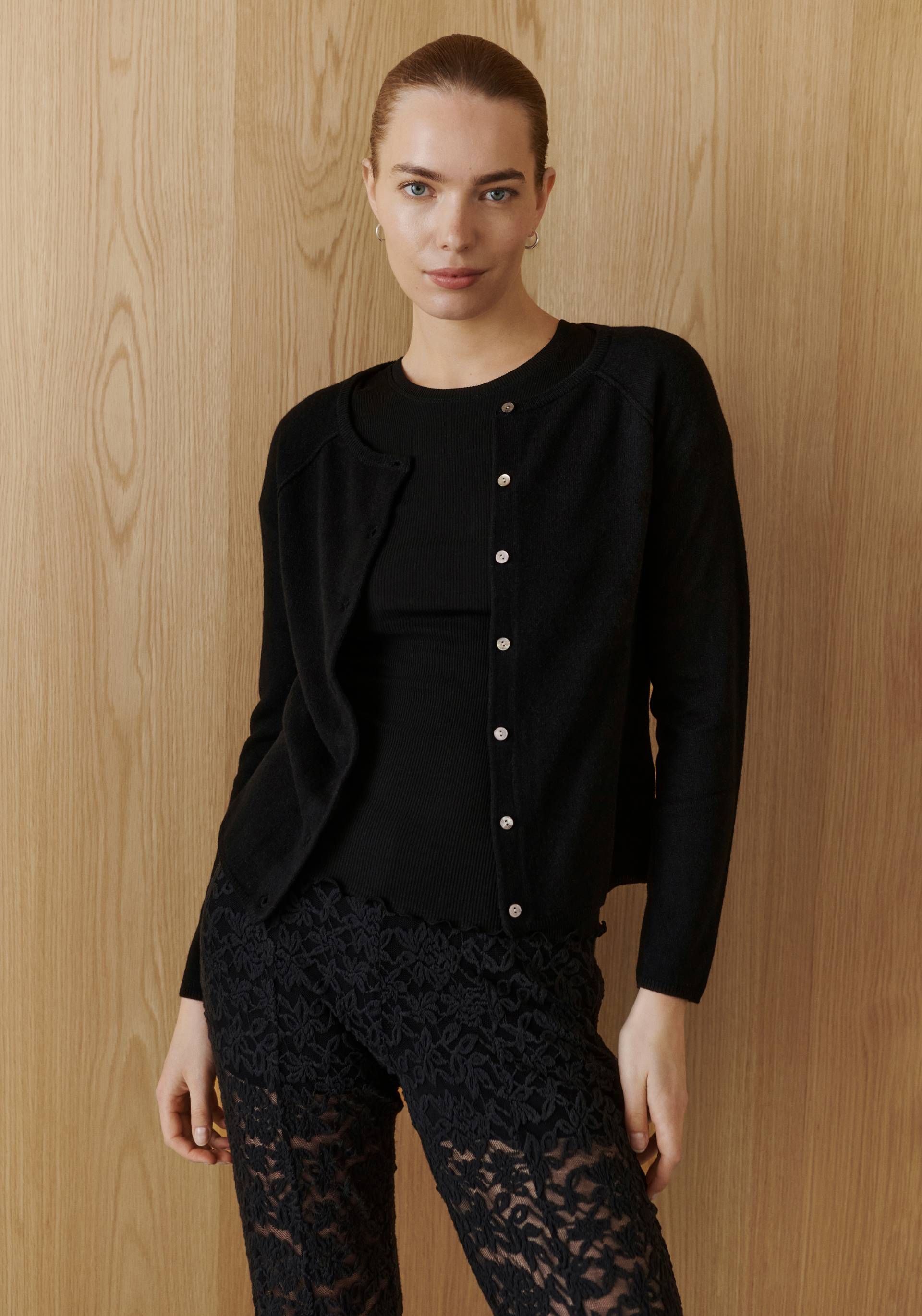 rosemunde Strickjacke »LAICA«, mit Wolle und Kasmir rosemunde Strickjacke »LAICA«, mit Wolle und Kasmir von Rosemunde