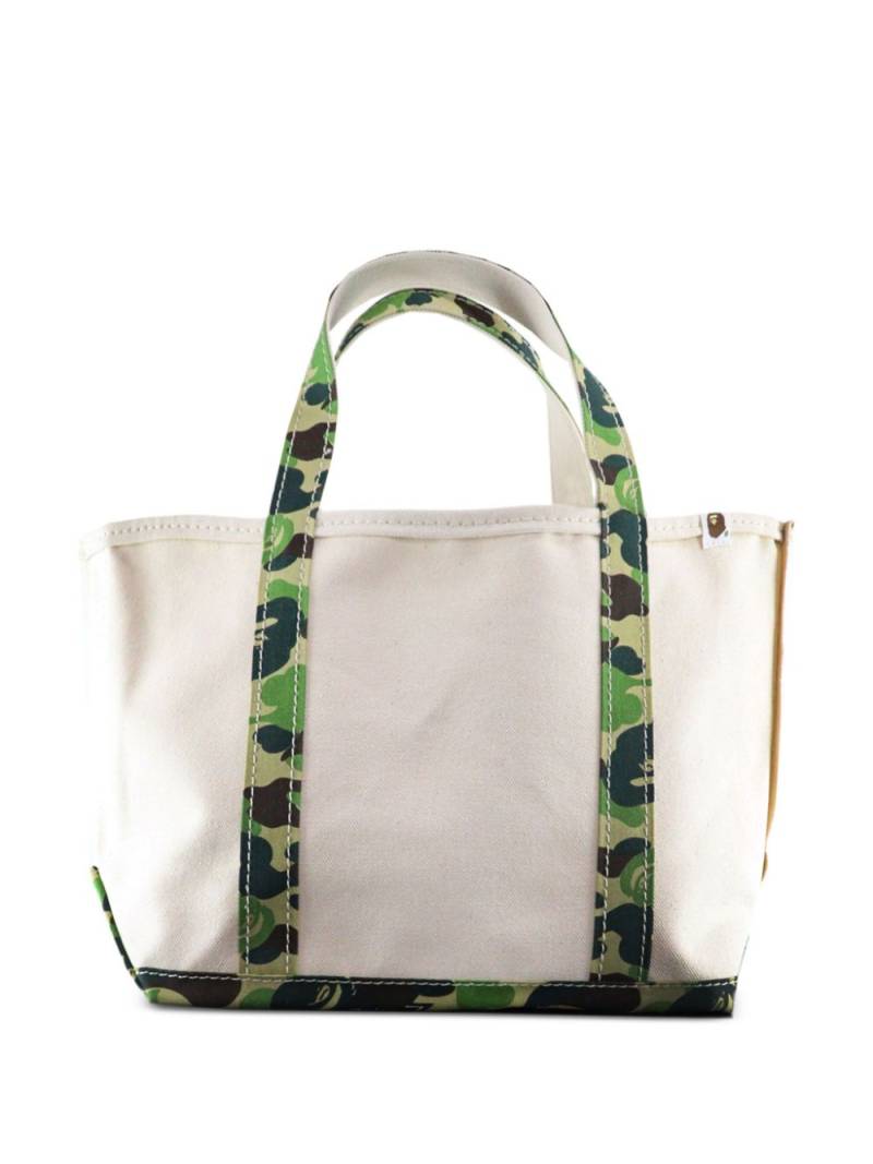 SAINT MXXXXXX x BAPE camouflage-print tote bag - White von SAINT MXXXXXX