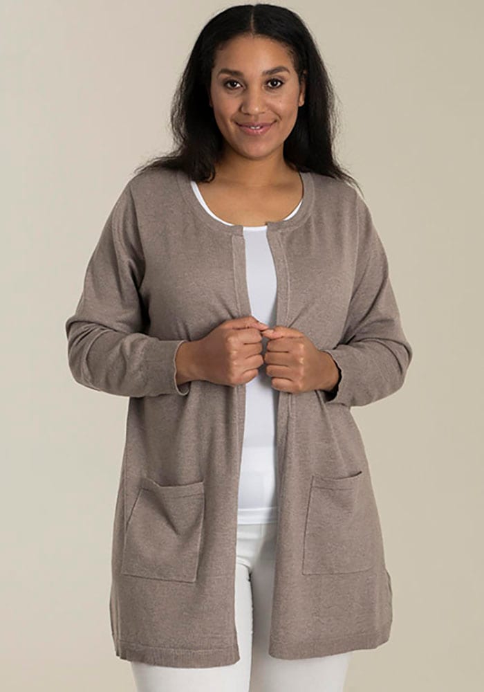 SANDGAARD Cardigan »Helsinki«, in melierter Optik SANDGAARD Cardigan »Helsinki«, in melierter Optik von SANDGAARD