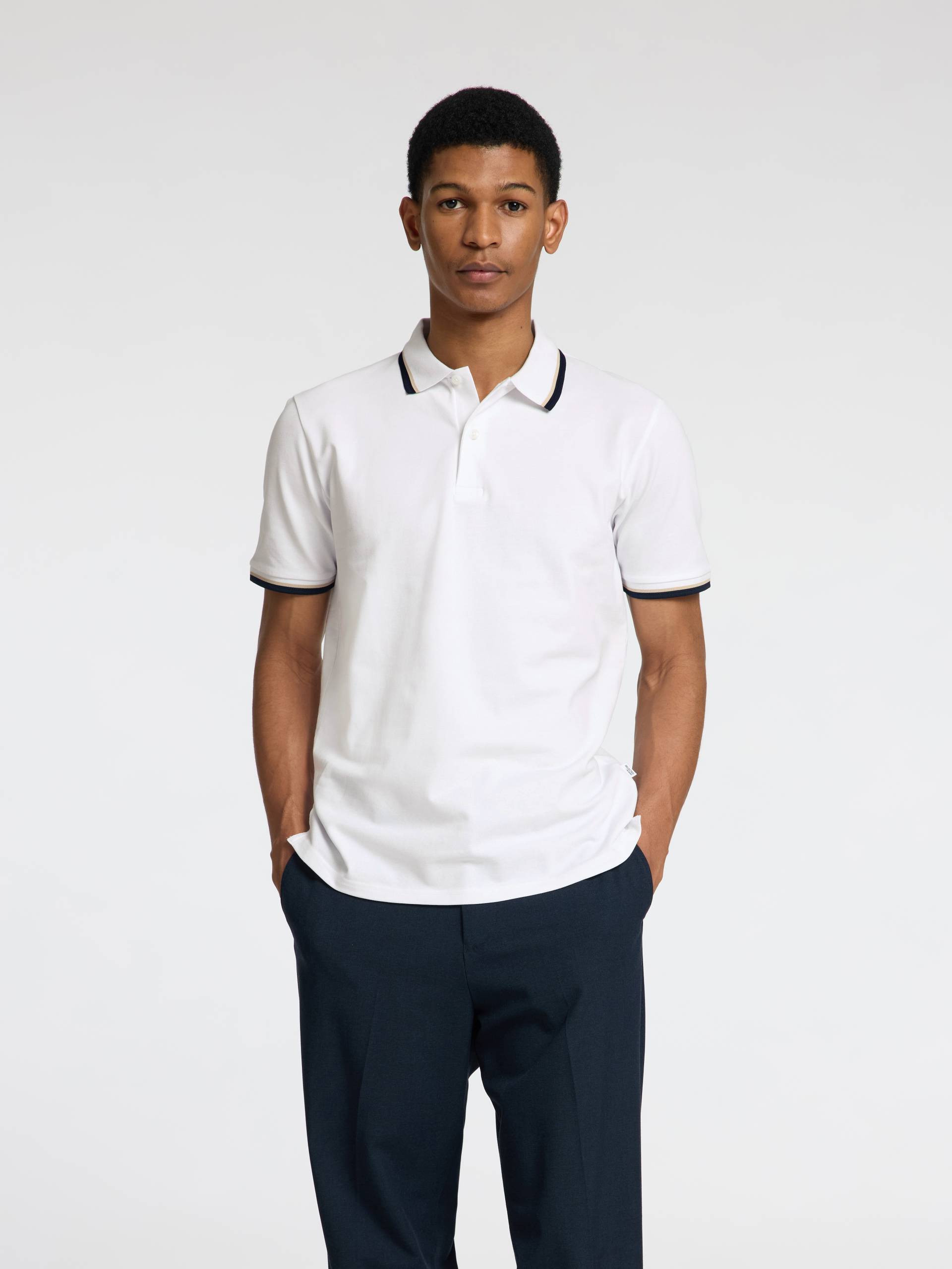 SELECTED HOMME Poloshirt »SLHSLIM-ATLAS SPORT SS POLO« SELECTED HOMME Poloshirt »SLHSLIM-ATLAS SPORT SS POLO« von SELECTED HOMME