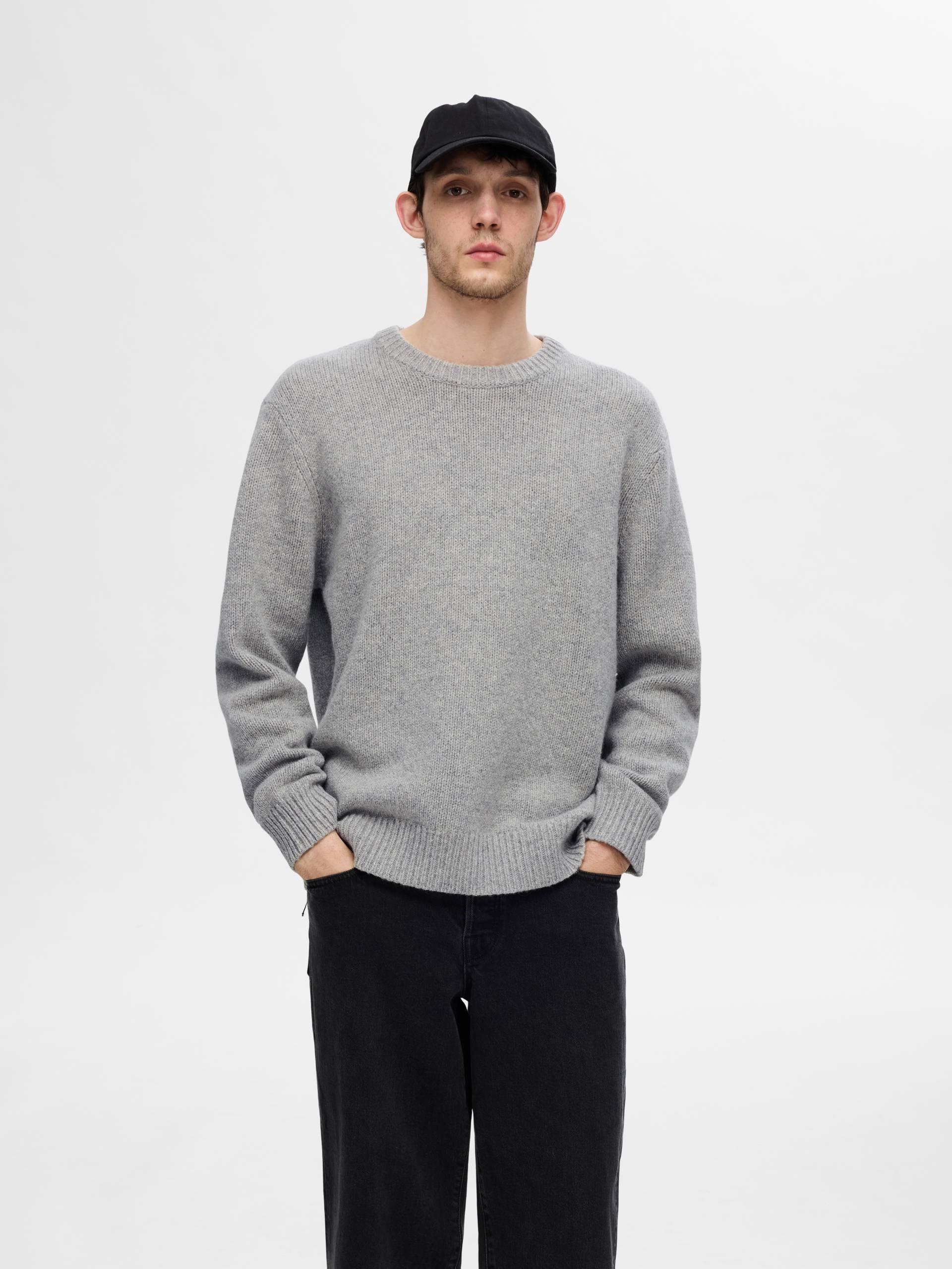 SELECTED HOMME Strickpullover »SLHCODY LS KNIT RELAXED CREW NECK NOOS« SELECTED HOMME Strickpullover »SLHCODY LS KNIT RELAXED CREW NECK NOOS« von SELECTED HOMME