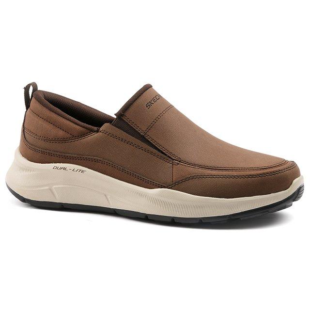 Relaxed Fit: Equalizer 5.0 Harvey-44 Herren Braun 44 von SKECHERS