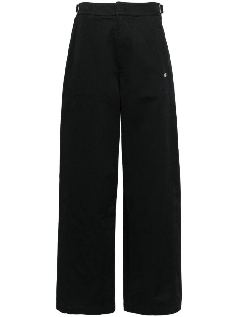 SPORT b. by agnès b. dinosaur plaque straight trousers - Black von SPORT b. by agnès b.