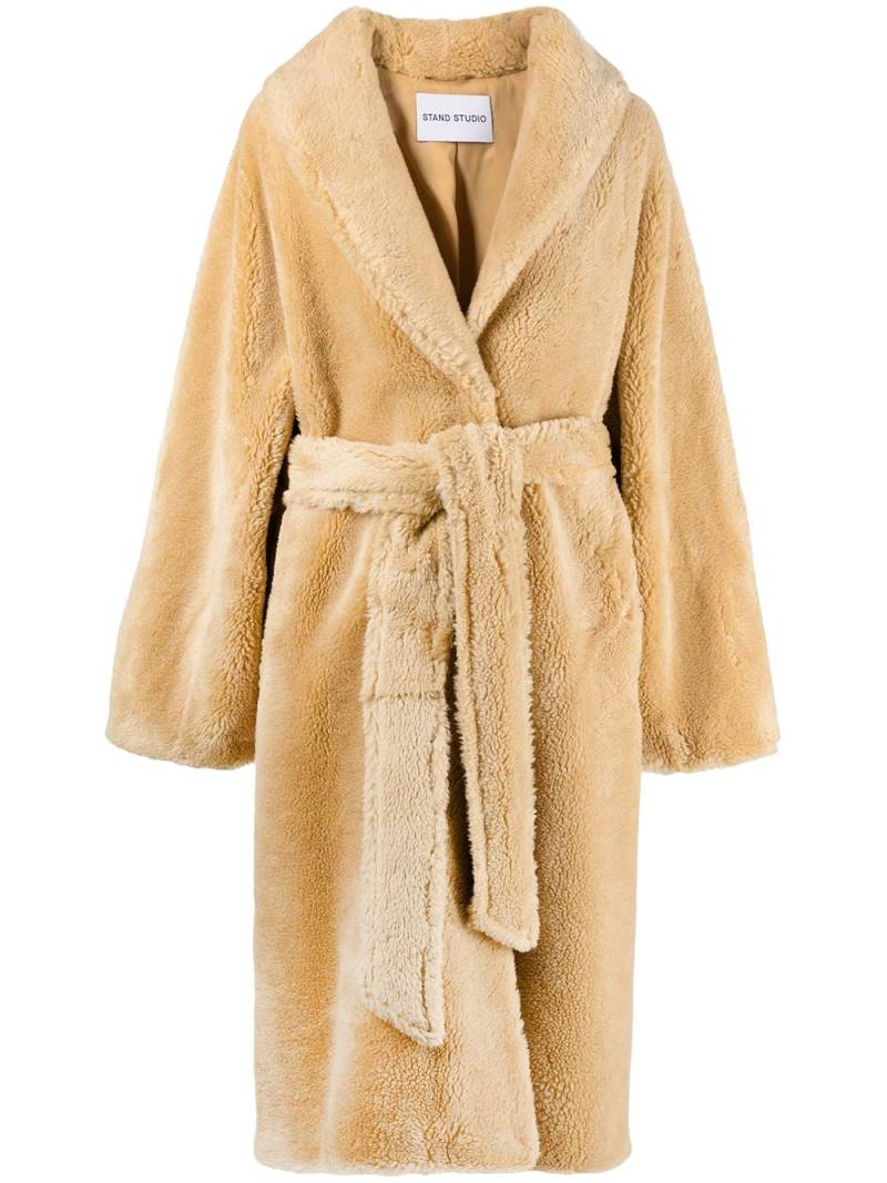 STAND STUDIO belted shearling coat - Brown von STAND STUDIO