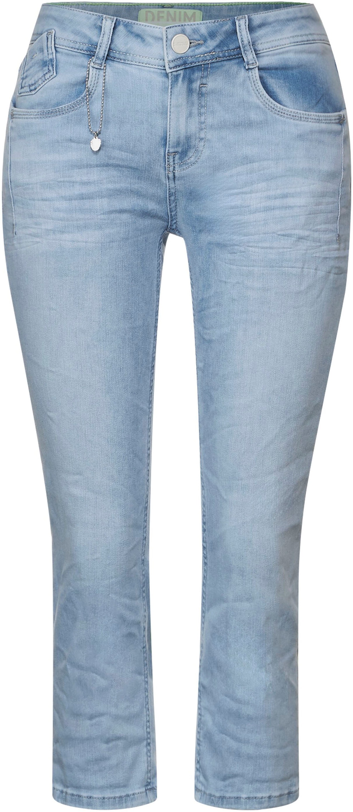 STREET ONE 3/4-Jeans, in hellblauer Waschung mit leichtem Bleaching von STREET ONE