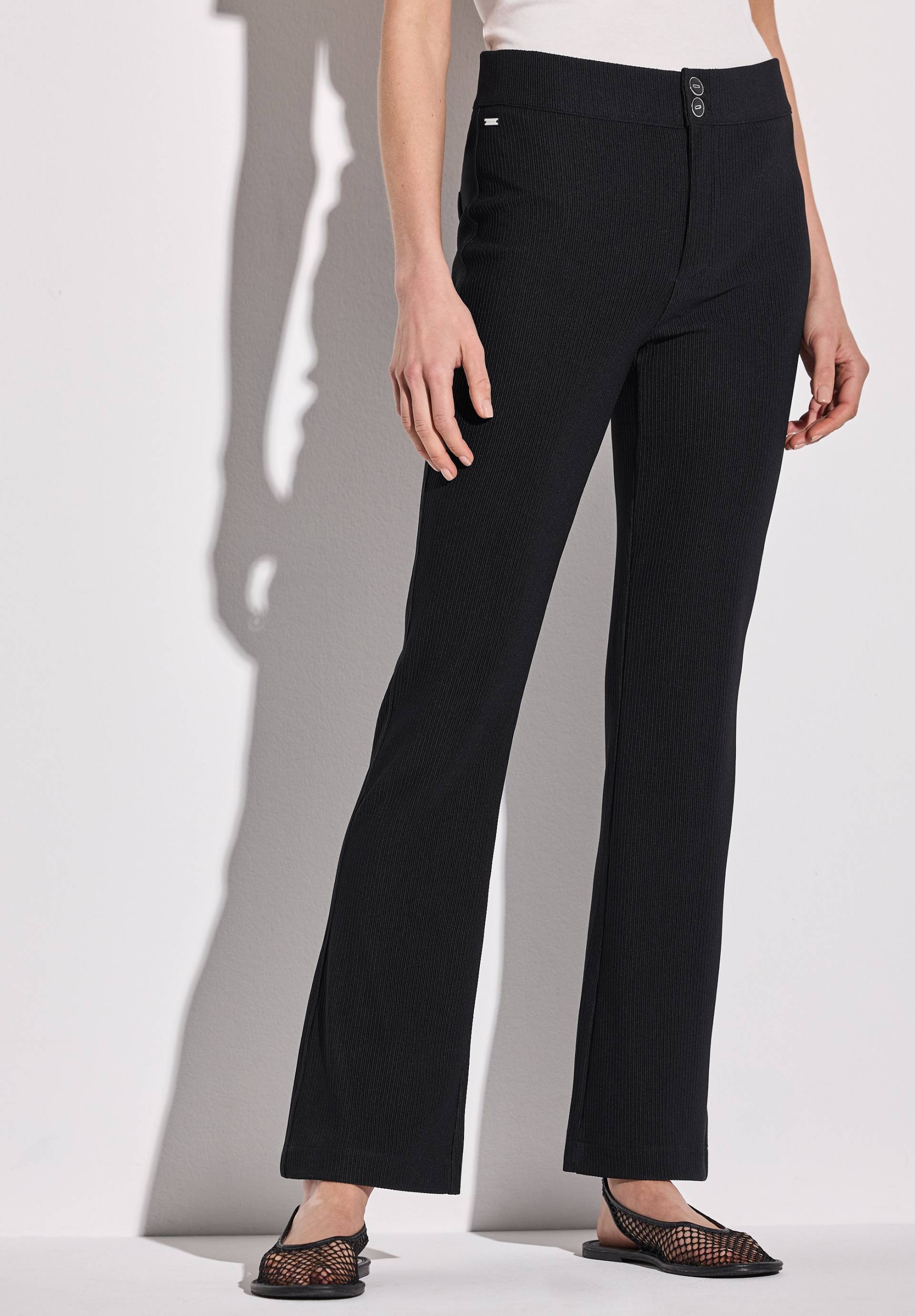 STREET ONE Bootcuthose »Style HOPE«, im Skinny Fit und mit Struktur-Optik STREET ONE Bootcuthose »Style HOPE«, im Skinny Fit und mit Struktur-Optik von STREET ONE