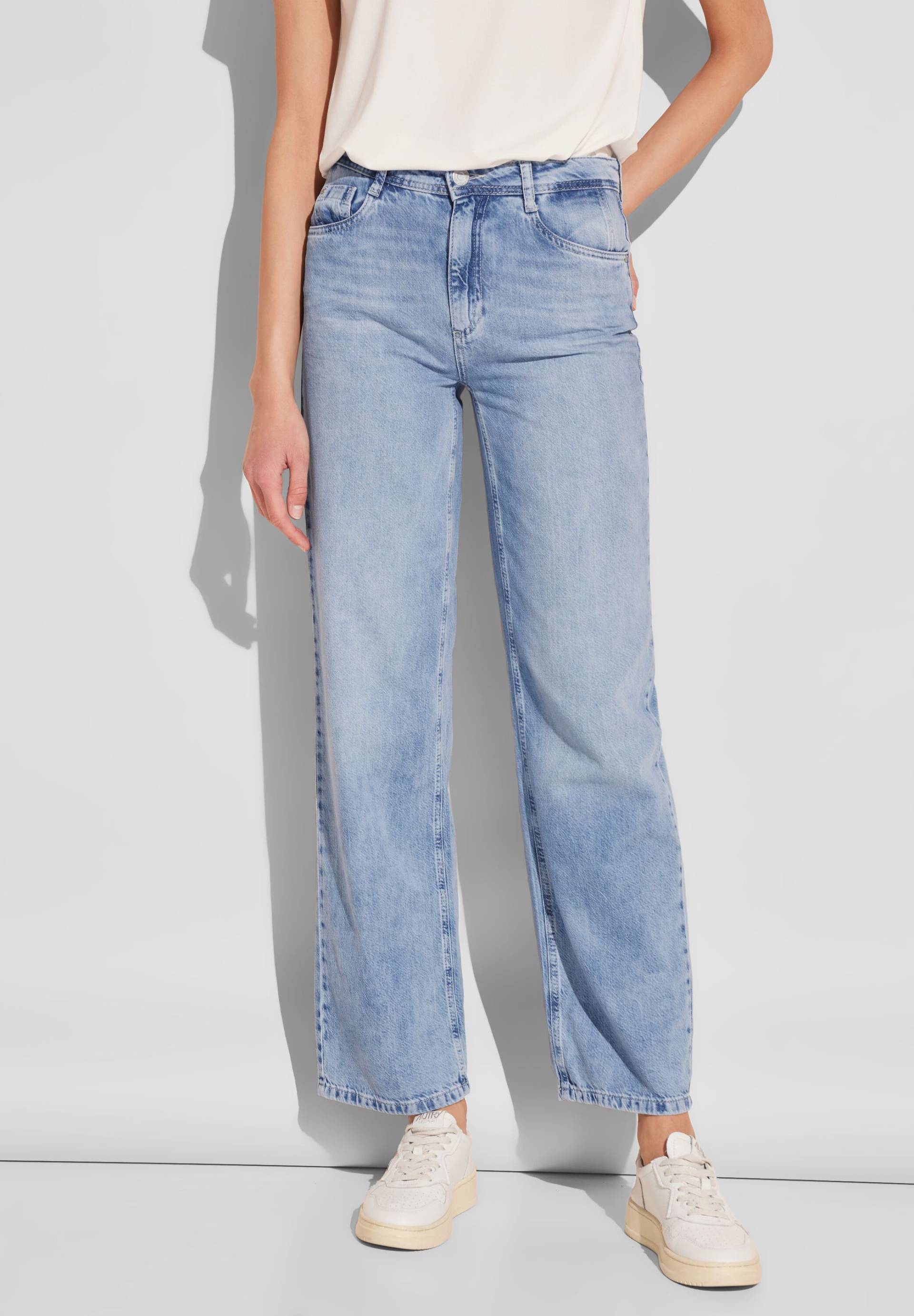 STREET ONE High-waist-Jeans, in hellblauer Waschung von STREET ONE