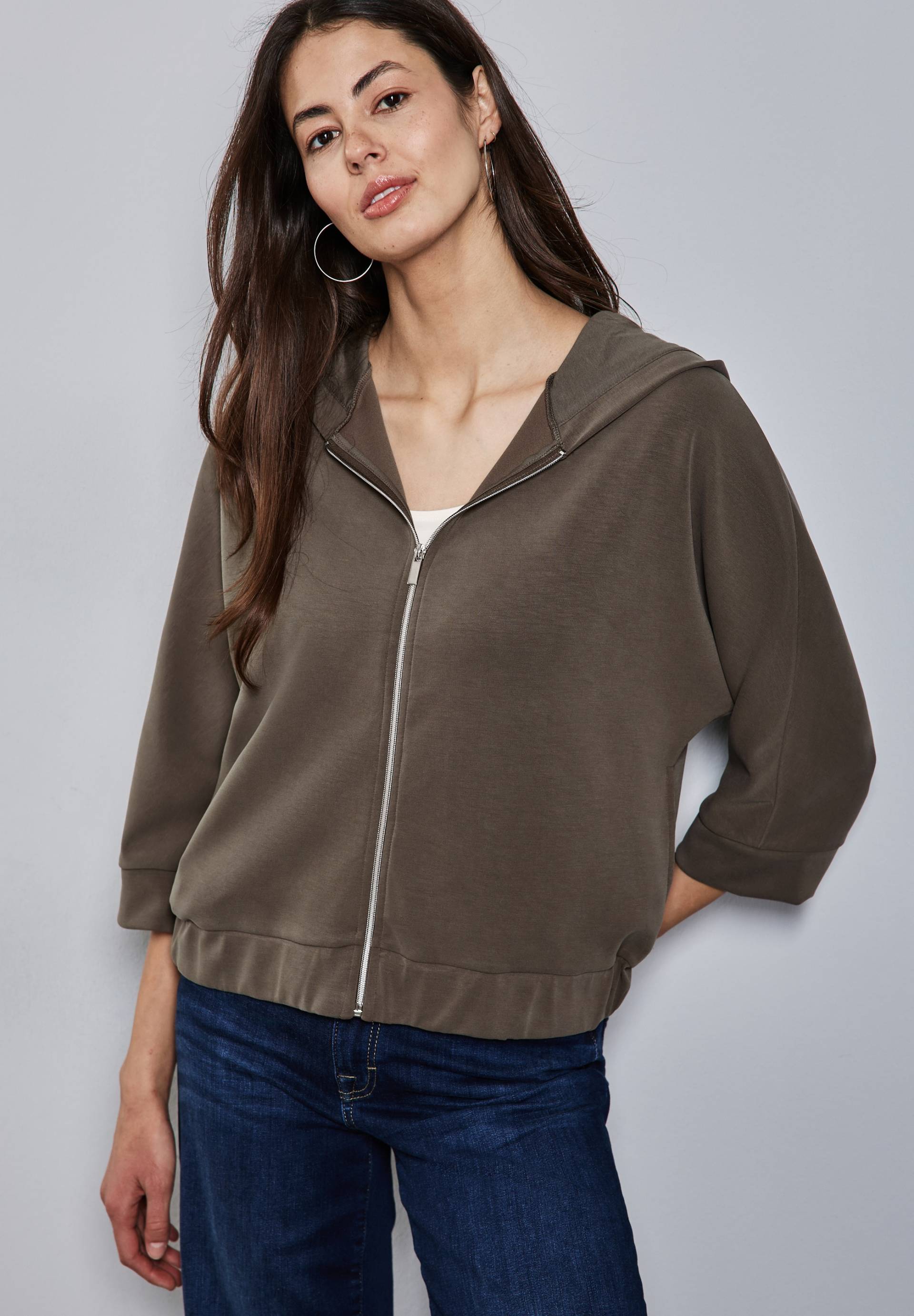 STREET ONE Hoodie, in Silk-Look von STREET ONE