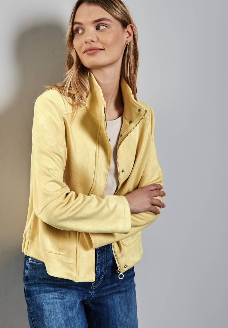 STREET ONE Kurzblazer, Kurze Jacke aus Velours von STREET ONE