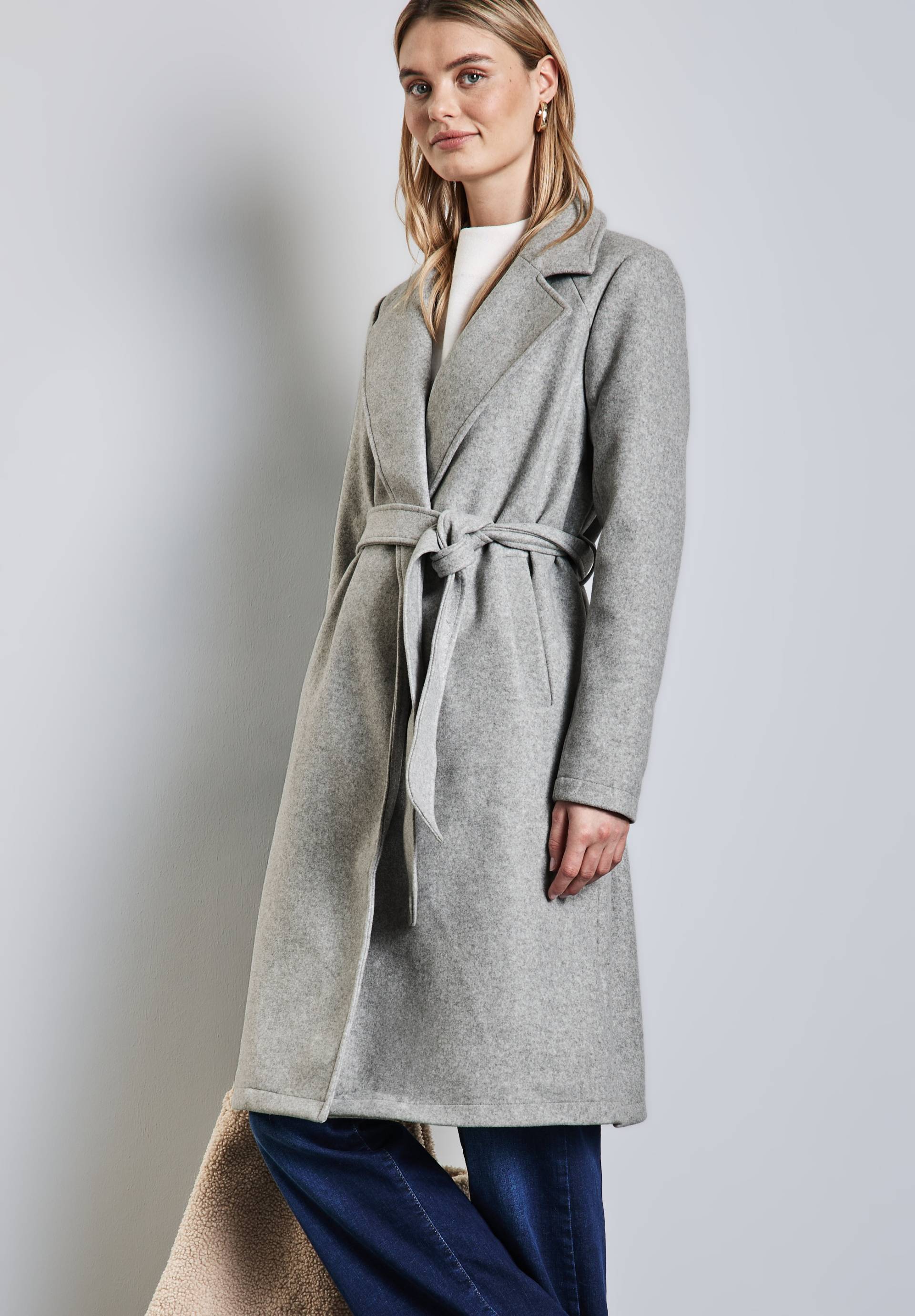 STREET ONE Kurzjacke, mit Gürtel zum Taillieren STREET ONE Kurzjacke, mit Gürtel zum Taillieren von STREET ONE