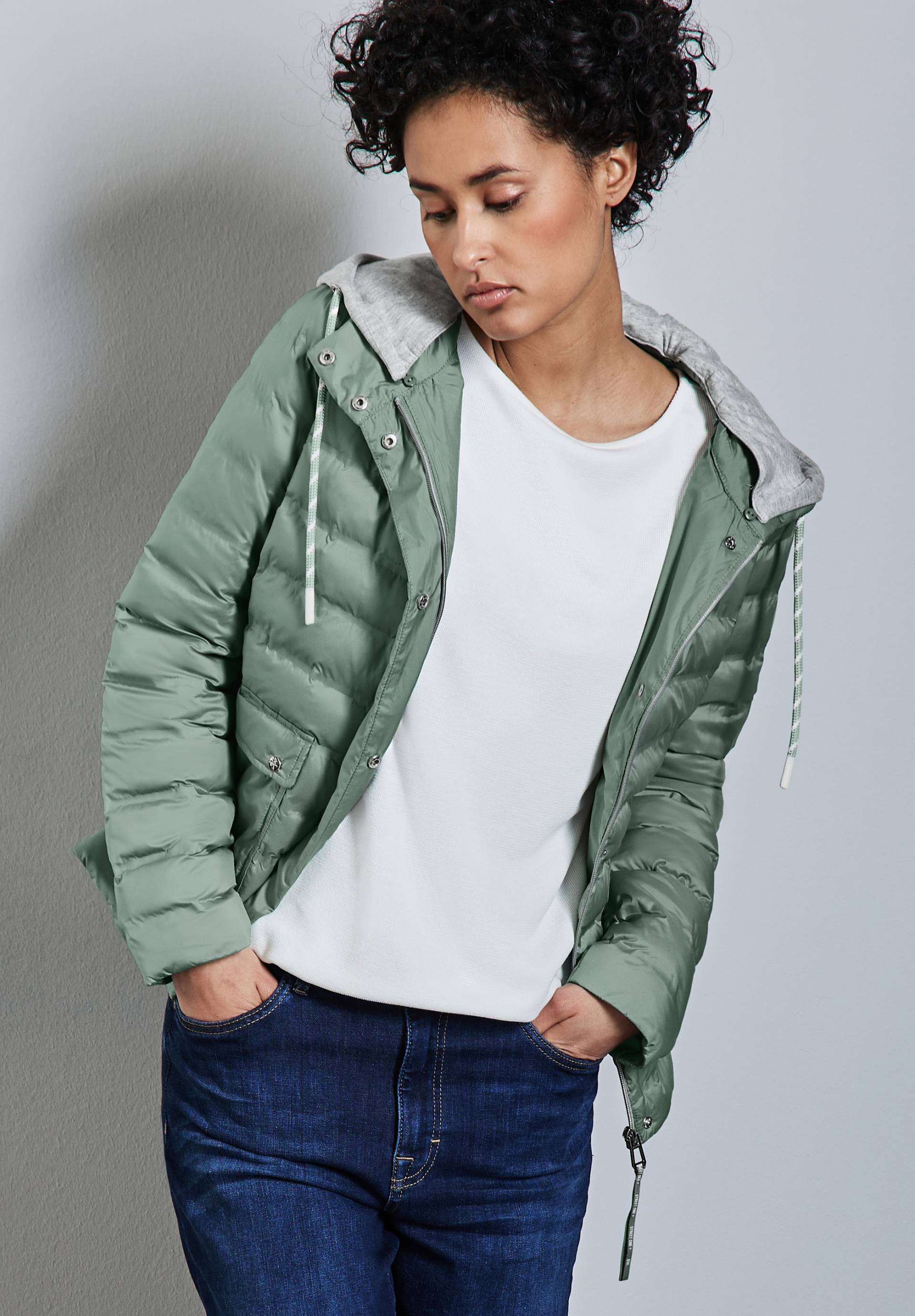 STREET ONE Steppjacke, mit Kapuze, mit abnehmbarer Kapuze von STREET ONE