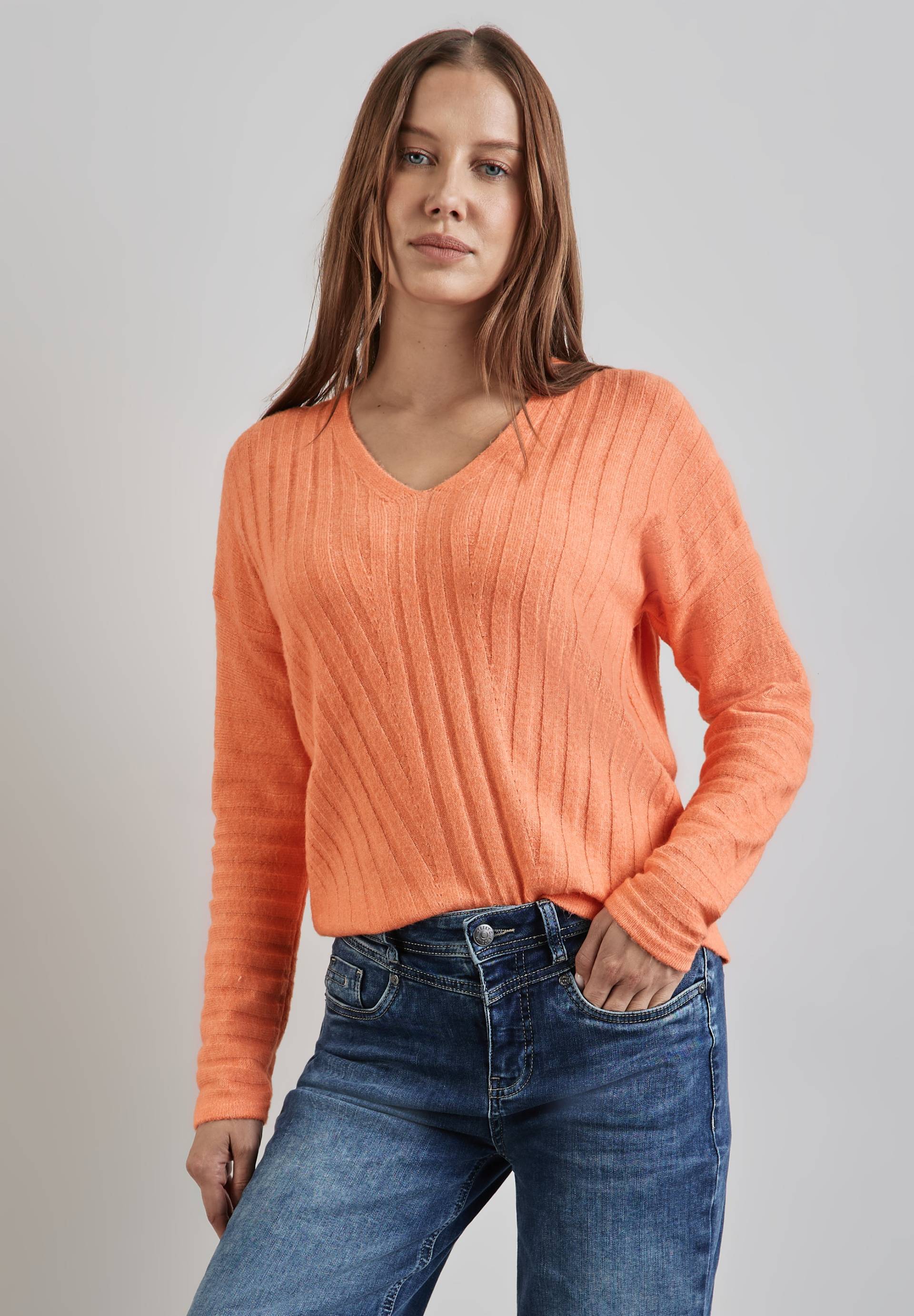 STREET ONE Strickpullover, mit V-Ausschnitt von STREET ONE