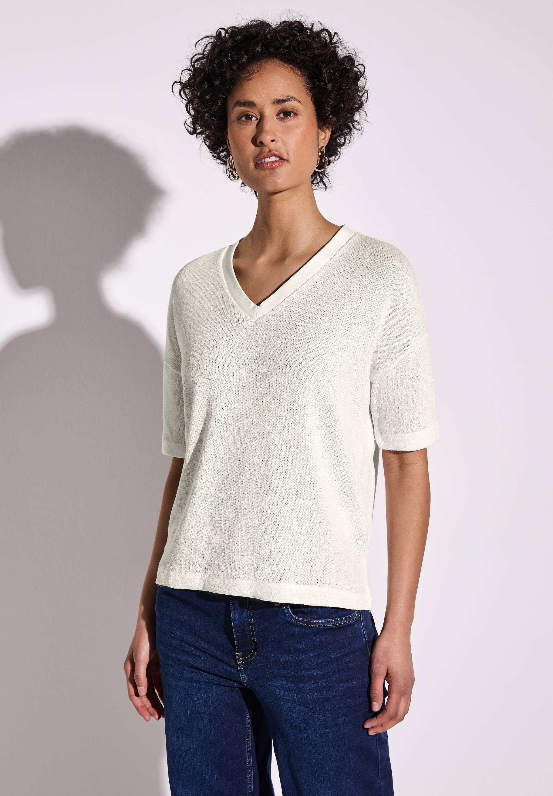 STREET ONE T-Shirt, im Strick-Look mit V-Ausschnitt STREET ONE T-Shirt, im Strick-Look mit V-Ausschnitt von STREET ONE