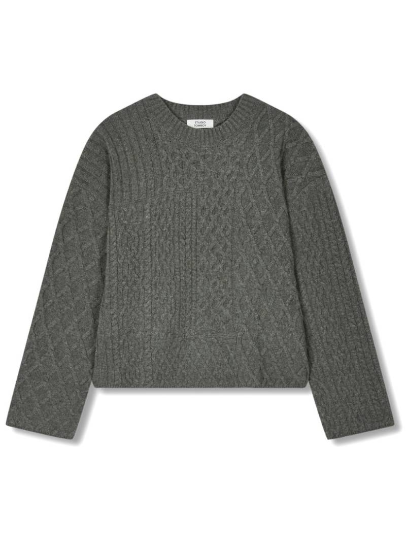 STUDIO TOMBOY cable-knit sweater - Grey von STUDIO TOMBOY