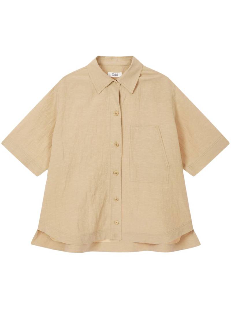 STUDIO TOMBOY short-sleeve button-up shirt - Neutrals von STUDIO TOMBOY