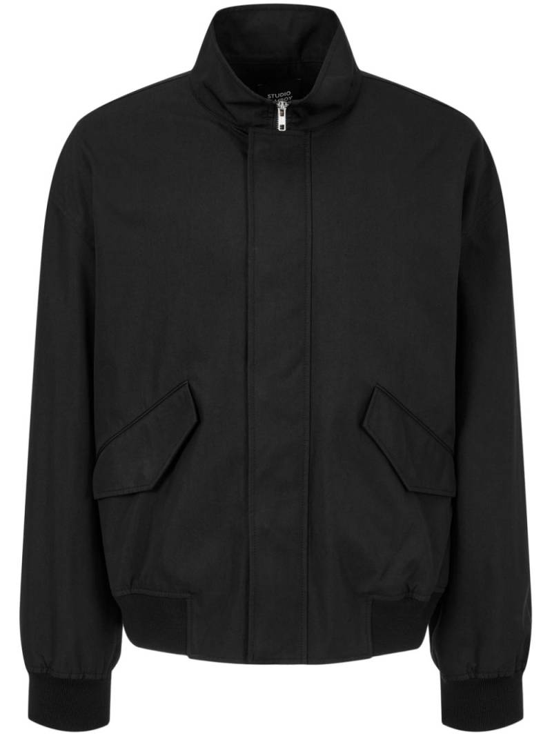 STUDIO TOMBOY high-neck bomber jacket - Black von STUDIO TOMBOY