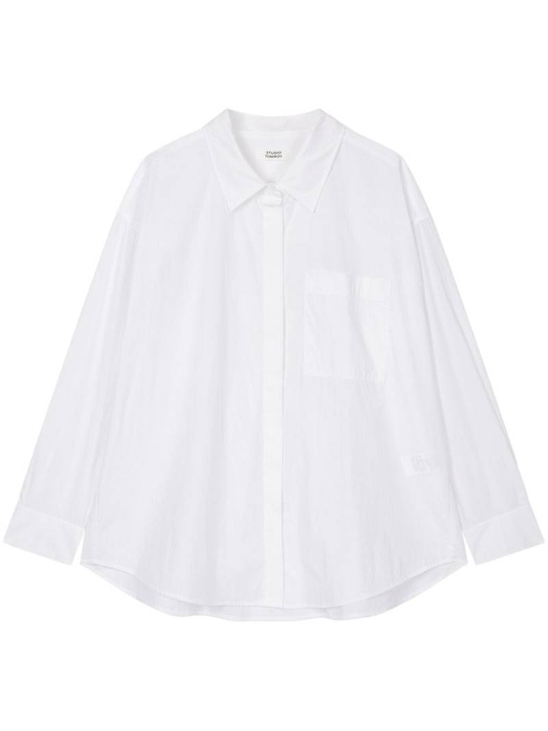 STUDIO TOMBOY oversized shirt - White von STUDIO TOMBOY