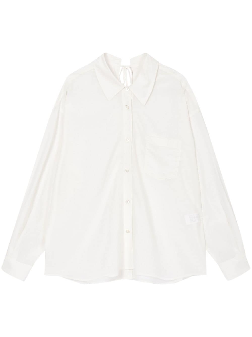 STUDIO TOMBOY rear-open long-sleeve shirt - White von STUDIO TOMBOY