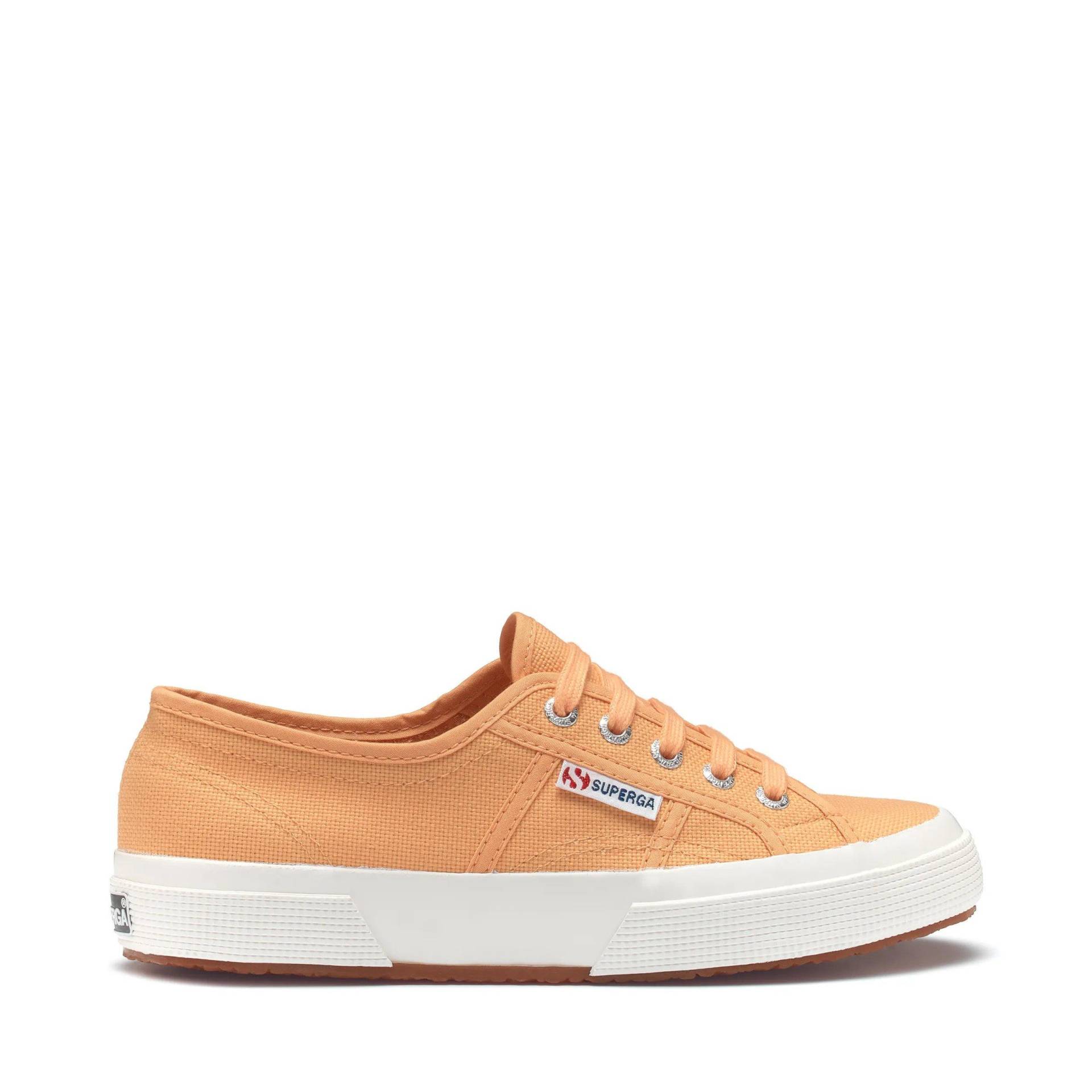 Sneakers 2750 Cotu Classic Damen  38 von SUPERGA