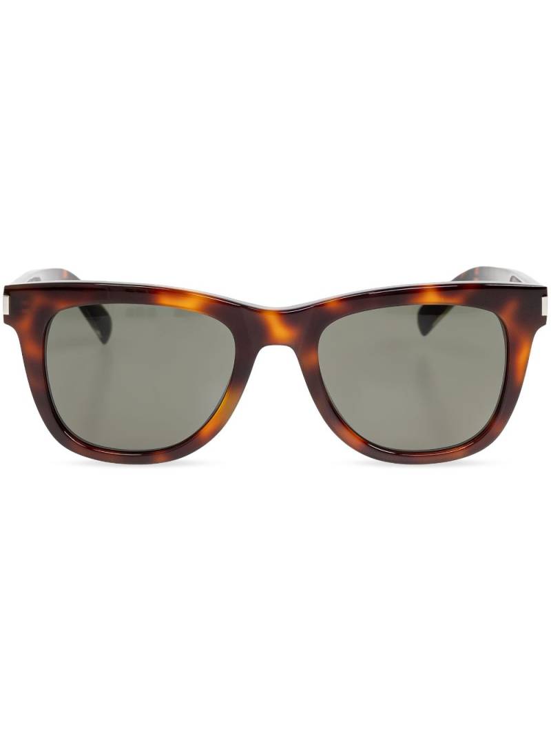 Saint Laurent Eyewear logo-engraved sunglasses - Brown von Saint Laurent Eyewear