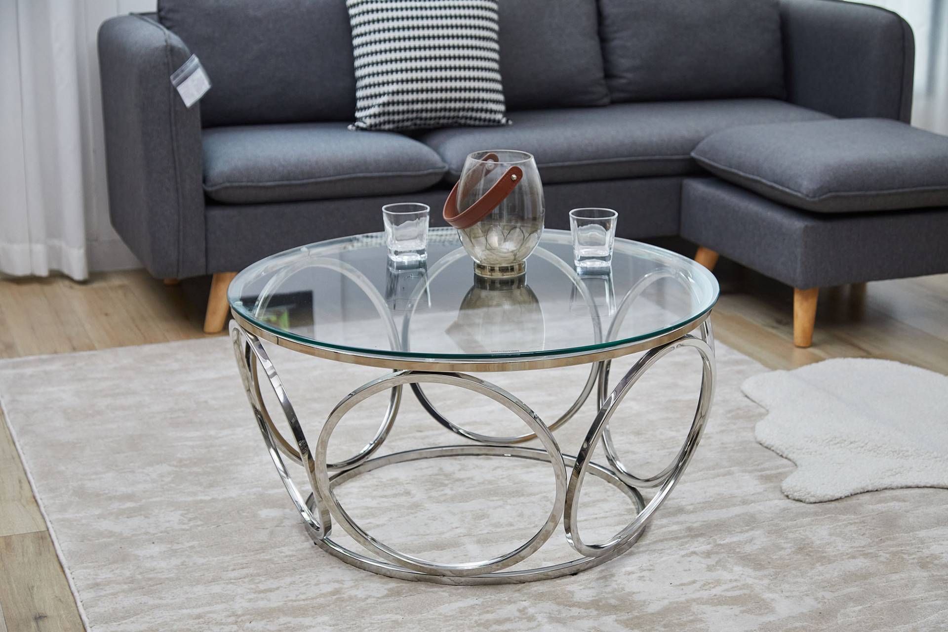 SalesFever Couchtisch, mit Design-Gestell aus Stainless Steel von SalesFever