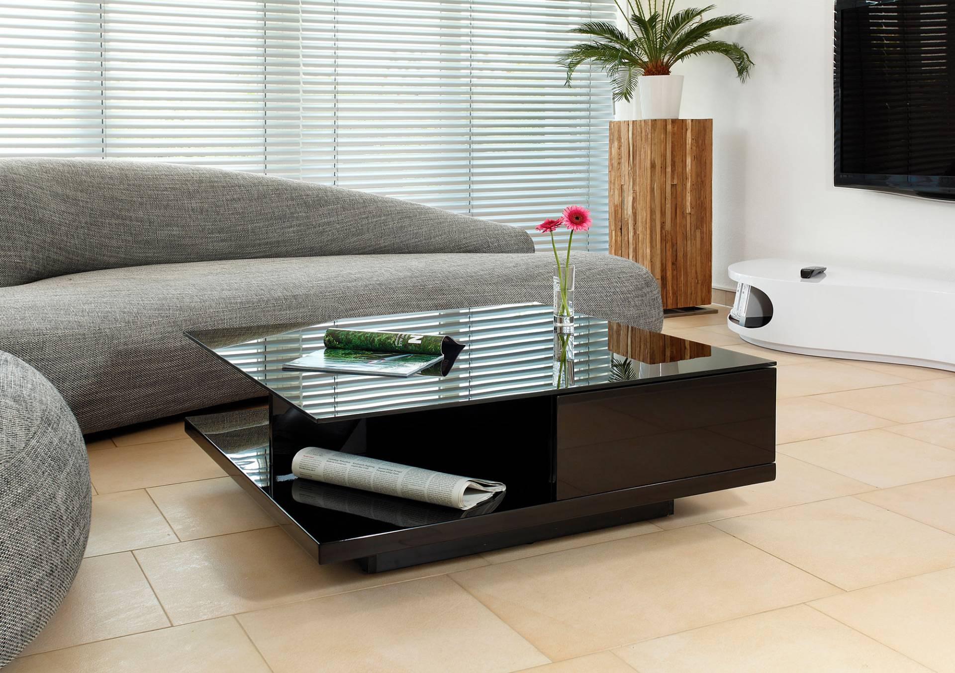 SalesFever Couchtisch, mit Tischplatte aus gehärtetem Kristallglas SalesFever Couchtisch, mit Tischplatte aus gehärtetem Kristallglas von SalesFever