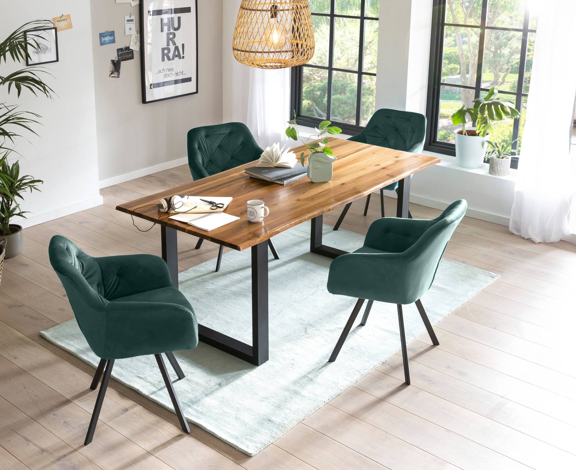 SalesFever Essgruppe, (Set, 5 tlg.), Stühle mit 360° Drehplatte, Tischplatte mit echter Baumkante von SalesFever