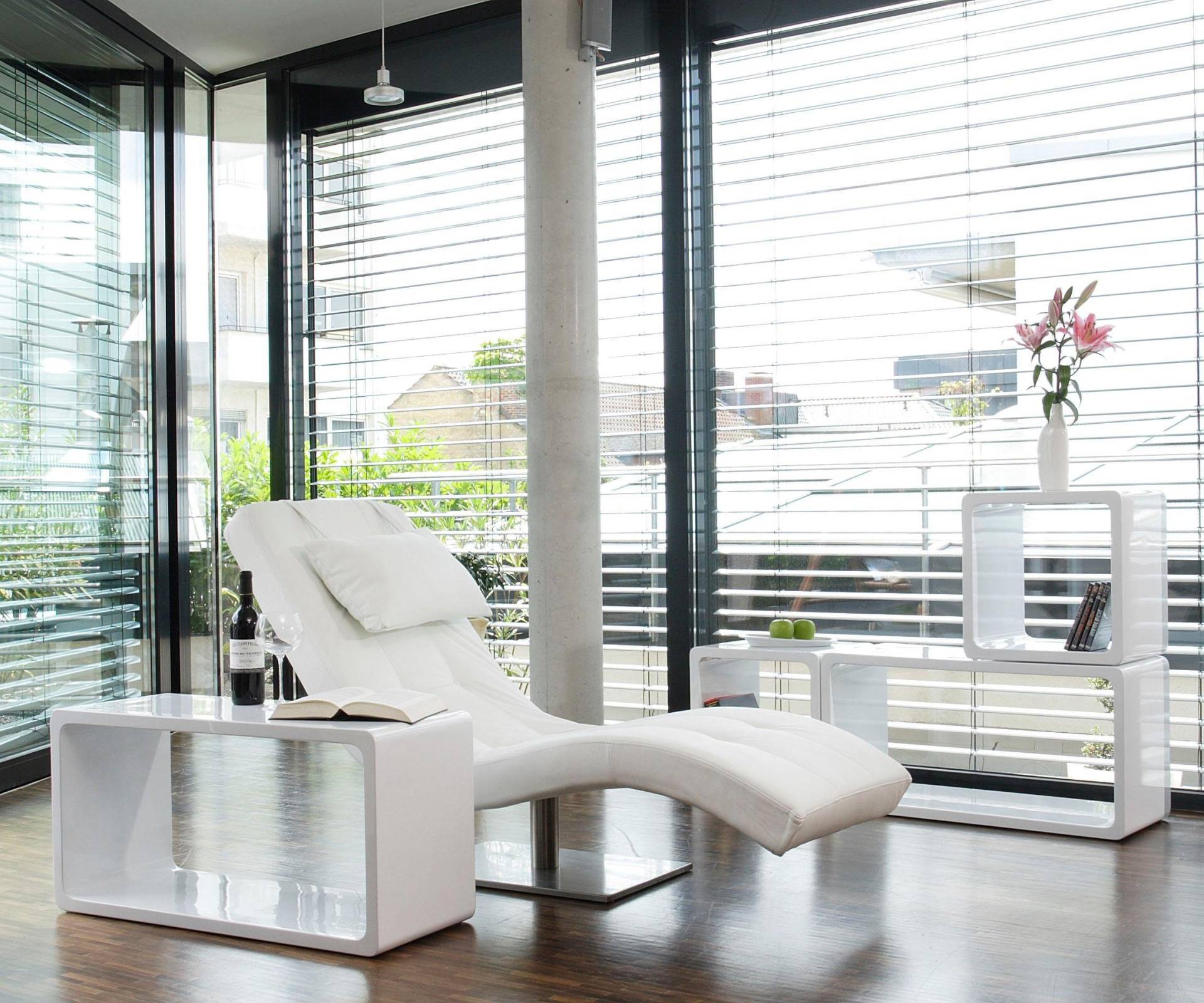 SalesFever Relaxsessel, mit Nackenkissen, Relaxliege mit modernem Metallfuss von SalesFever