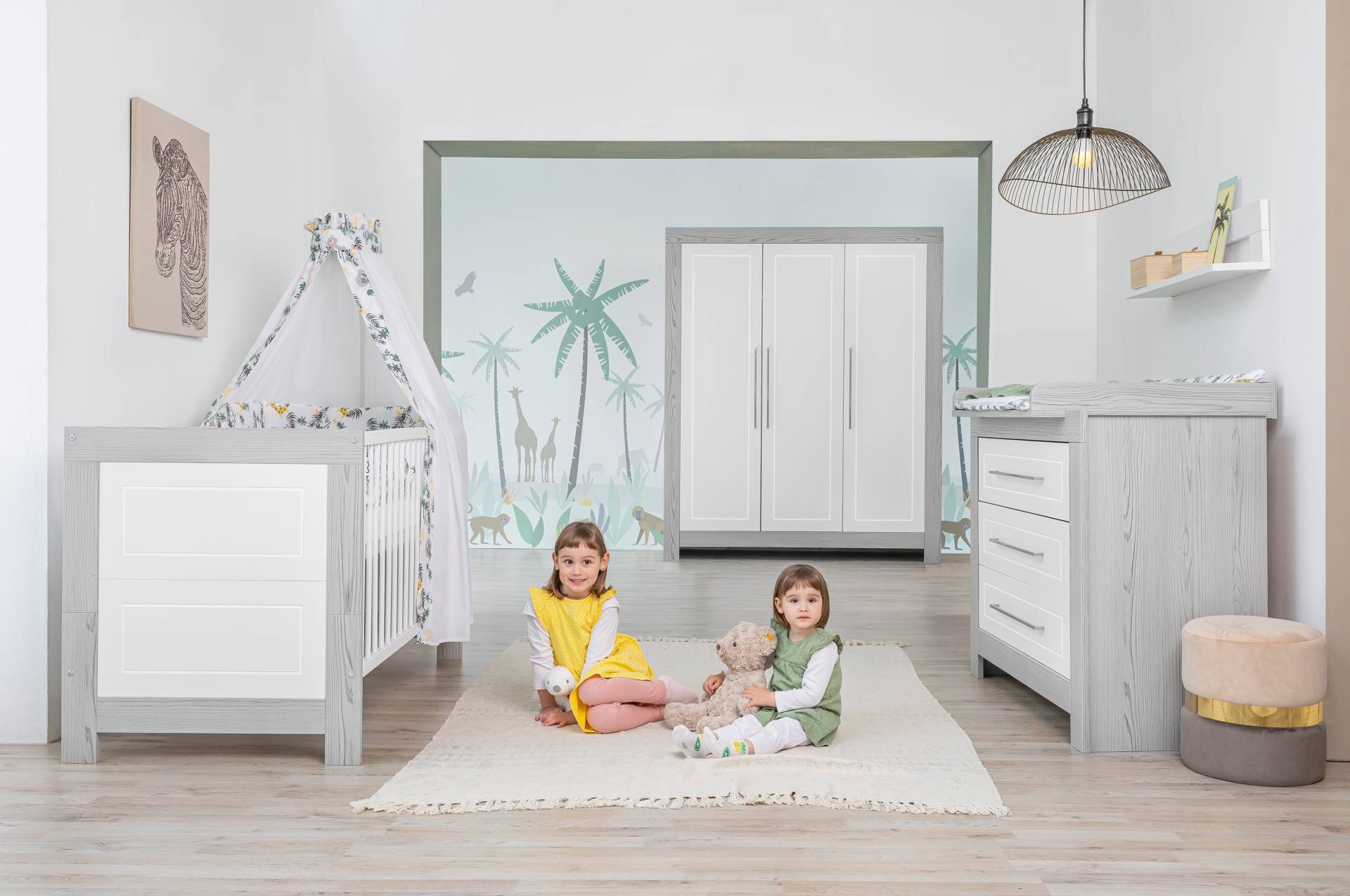 Schardt Babyzimmer-Komplettset »Scandic«, (Set, 3 tlg., Kinderbett, Kleiderschrank, Wickelkommode), Made in Germany; mit Kinderbett, Kleiderschrank und Wickelkommode von Schardt