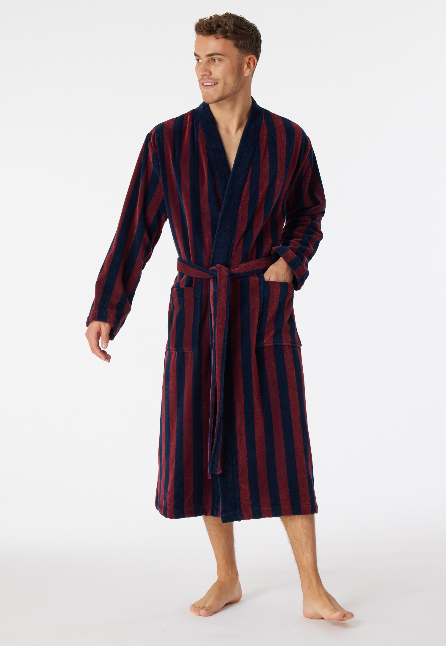Bademantel Softvelours bordeaux gestreift - Essentials XL Bademantel Softvelours bordeaux gestreift - Essentials XL von Schiesser