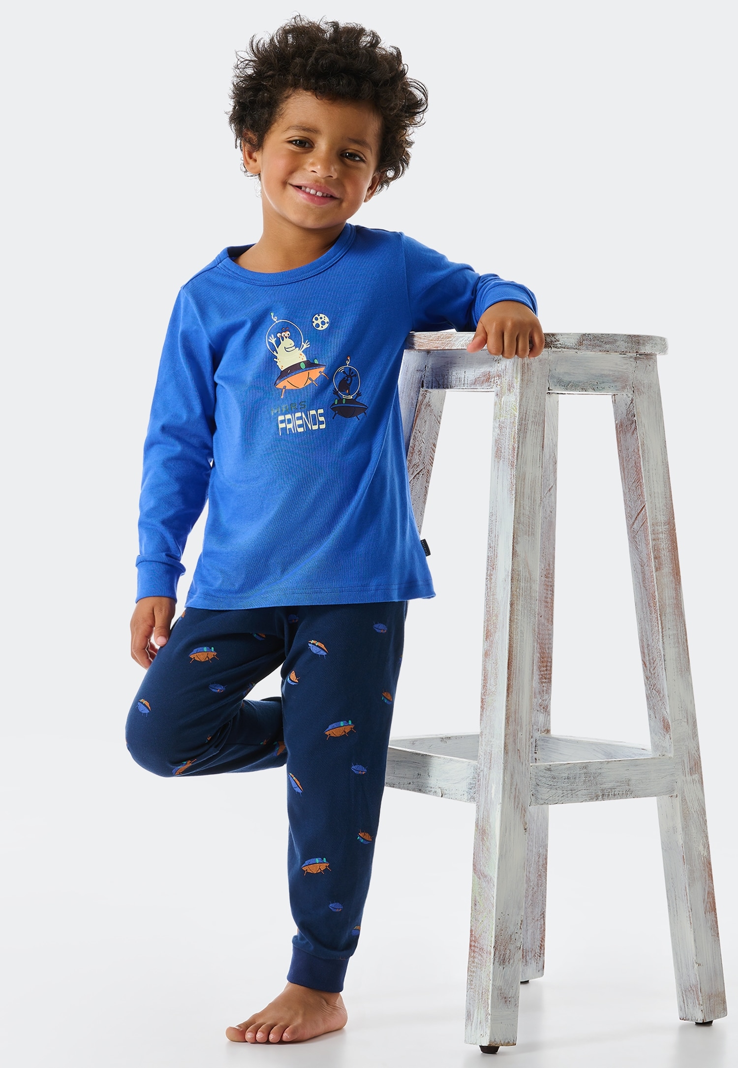 Schiesser Pyjama »"Boys World"«, (2 tlg.), vorn mit Alien-Motiv und Schriftzug "MARS FRIENDS" von Schiesser