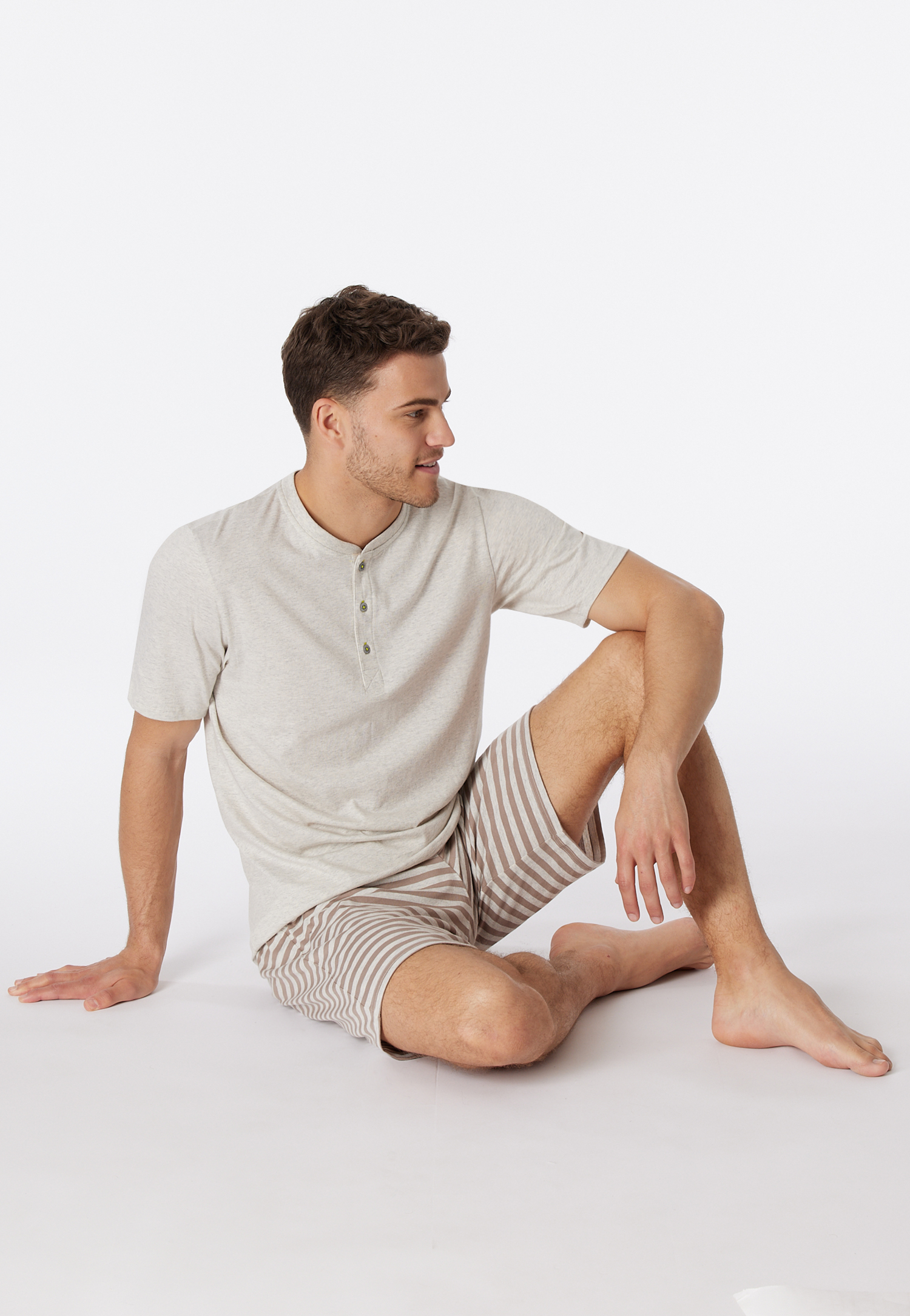 Schlafanzug kurz Organic Cotton Knopfleiste Streifen braungrau - Casual Nightwear 48 von Schiesser